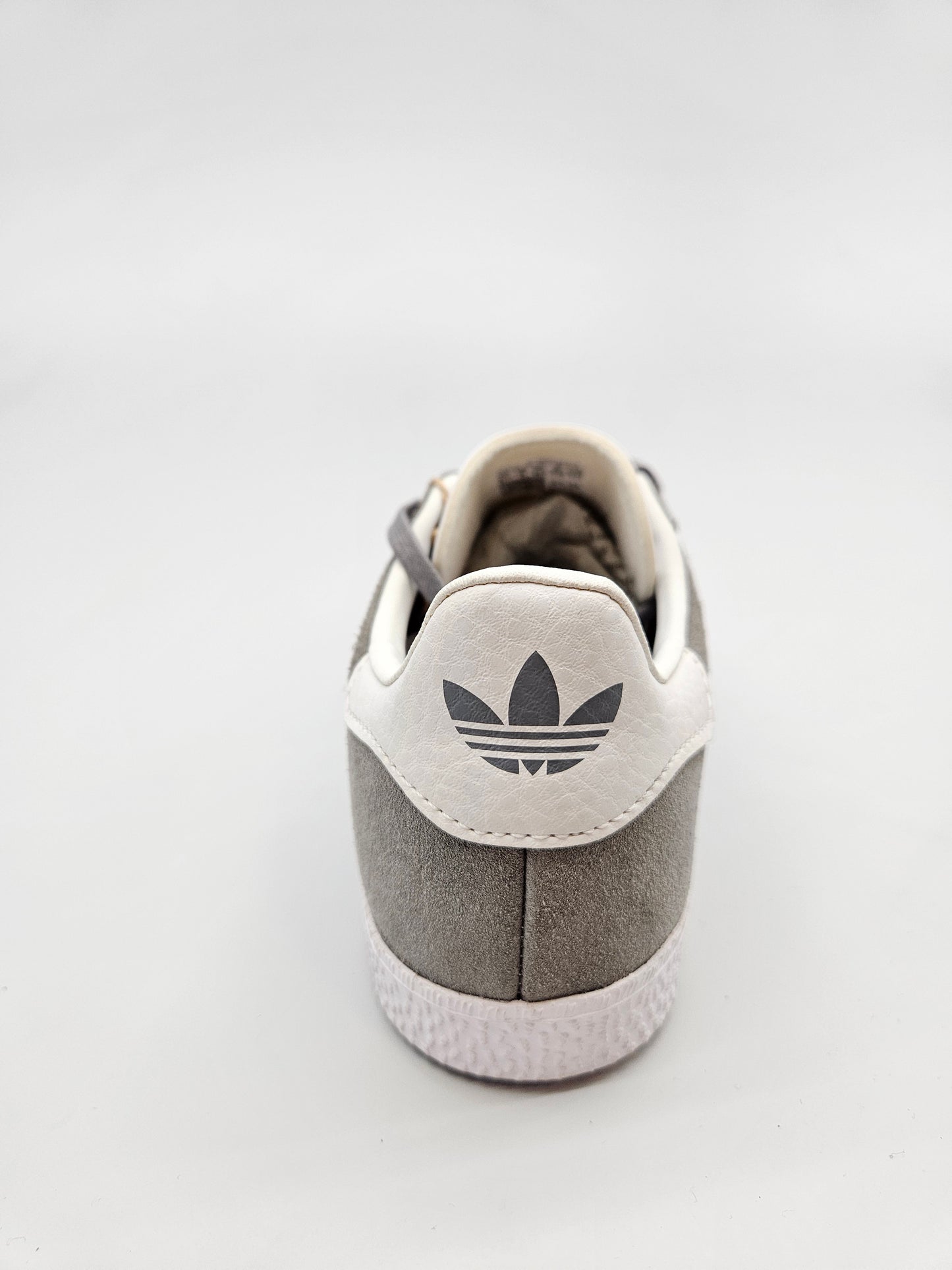 ADIDAS GAZZELE NOVI ORIGINAL PATIKI BR 36.5