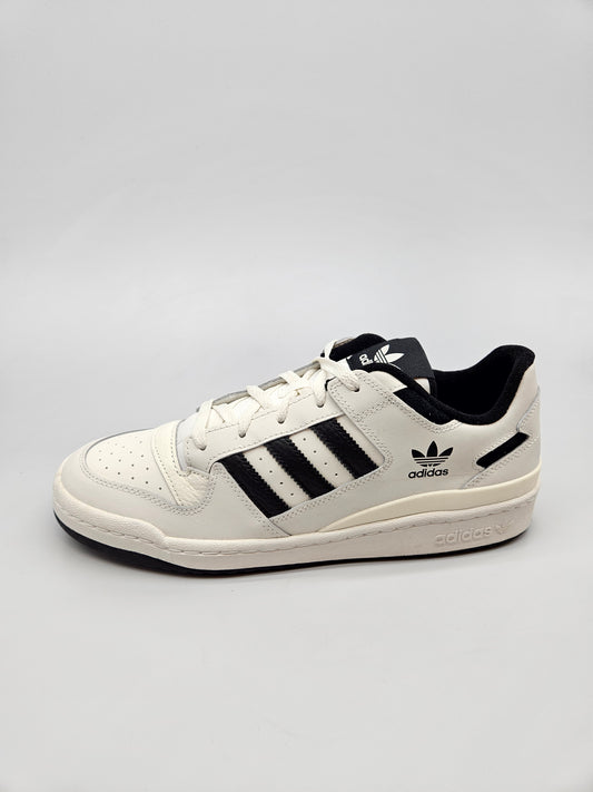 ADIDAS NOVI ORIGINAL PATIKI BR 45