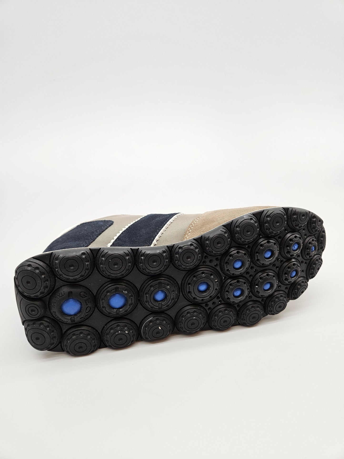 GEOX NOVI ORIGINAL PATIKI BR 39