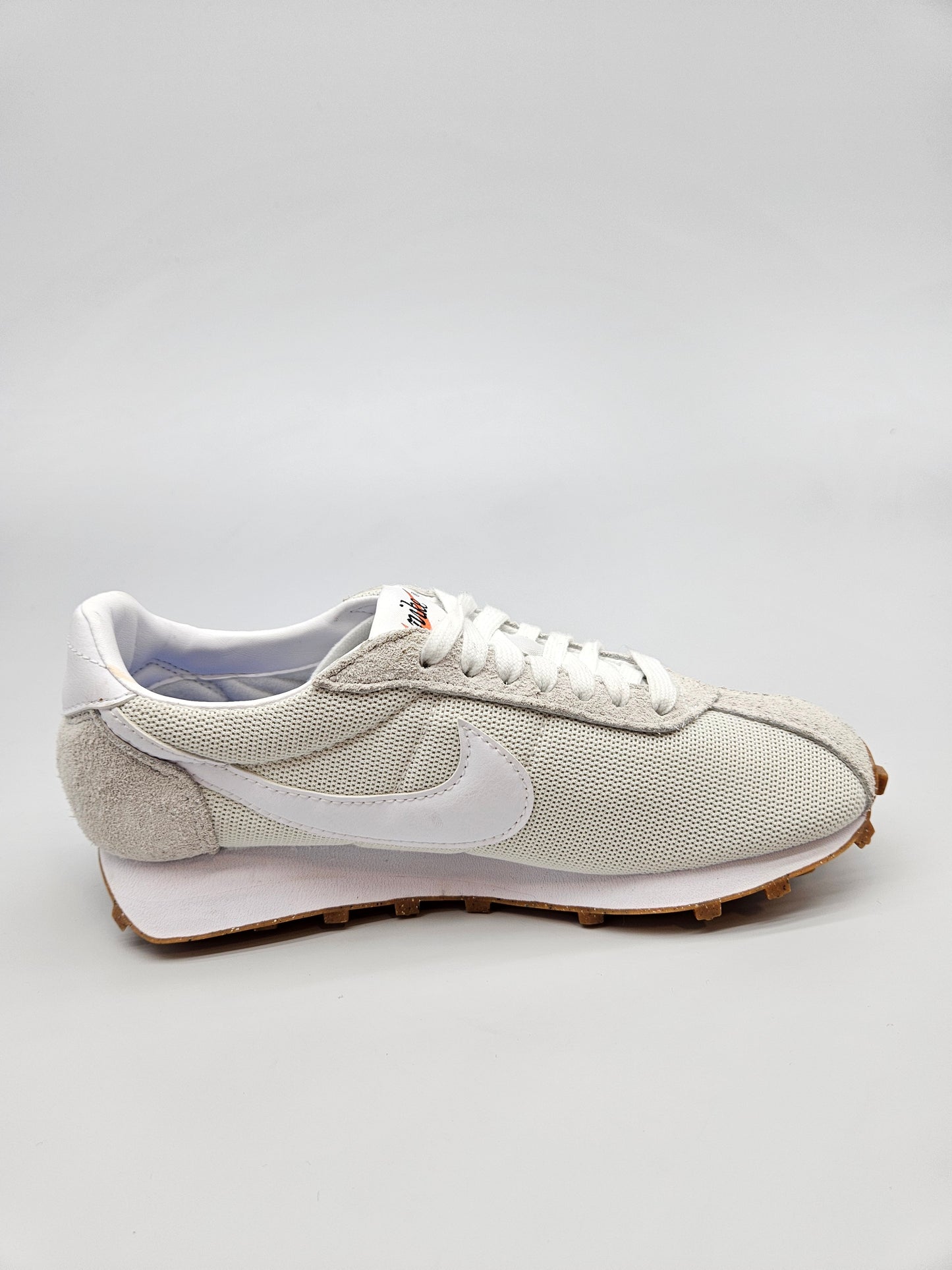 NIKE NOVI ORIGINAL PATIKI BR 38.5