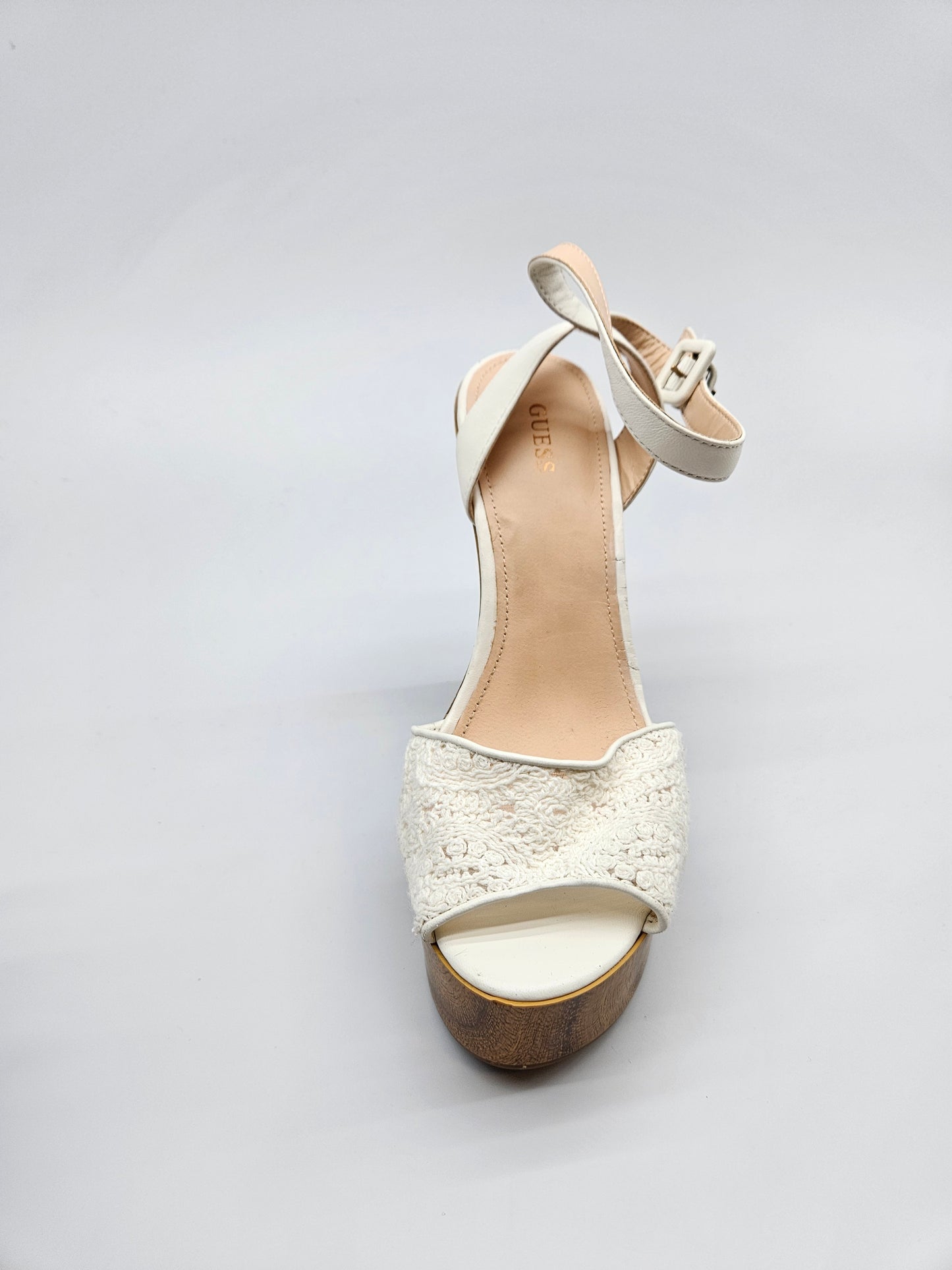GUESS NOVI ORIGINAL STIKLI BR 39