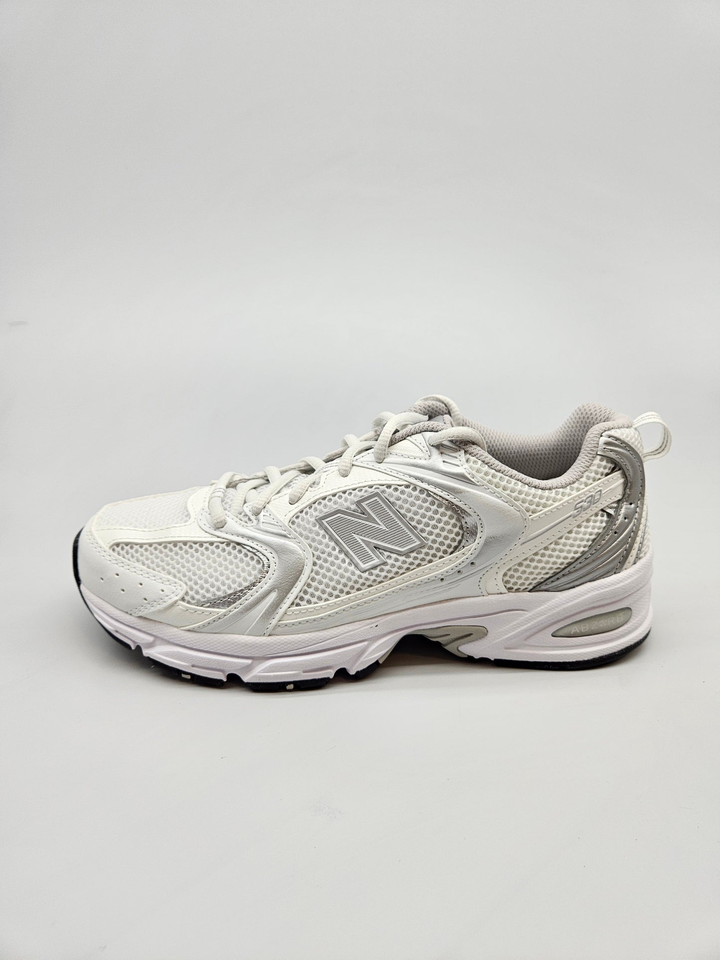 NEW BALANCE NOVI ORIGINAL PATIKI BR 38.5