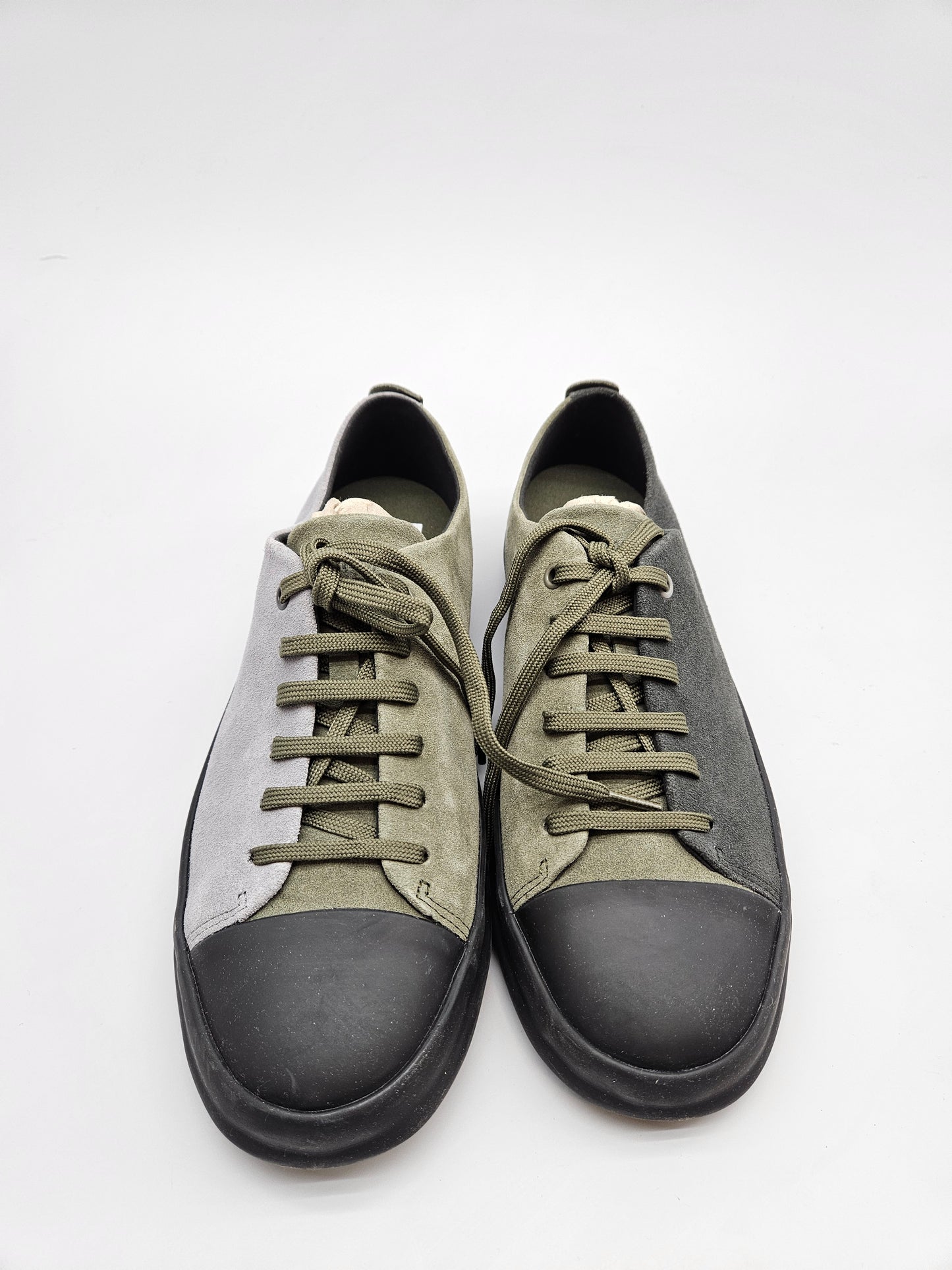 CAMPER NOVI ORIGINAL PATIKI BR 42