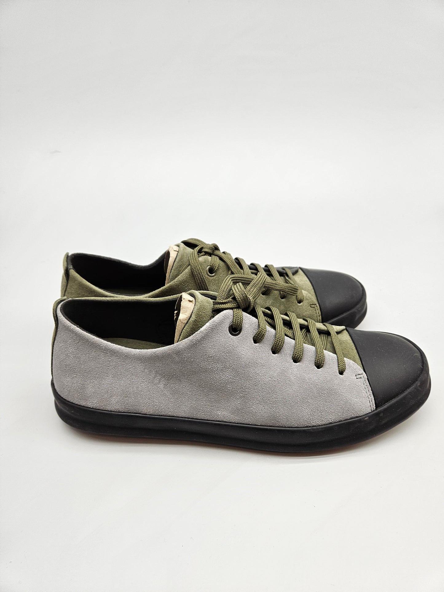 CAMPER NOVI ORIGINAL PATIKI BR 42