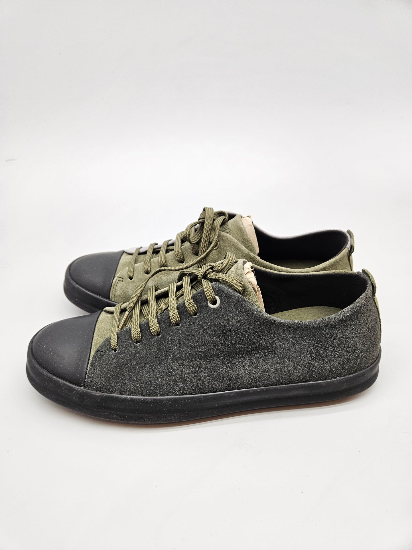 CAMPER NOVI ORIGINAL PATIKI BR 42