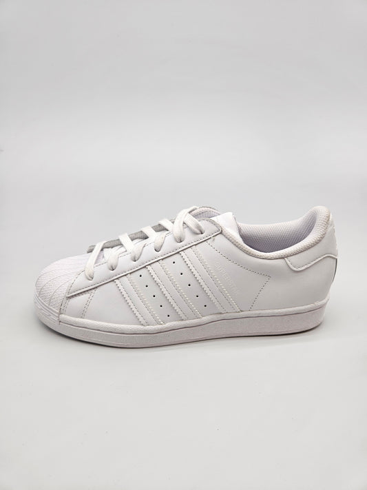ADIDAS SUPERSTAR NOVI ORIGINAL PATIKI BR 39