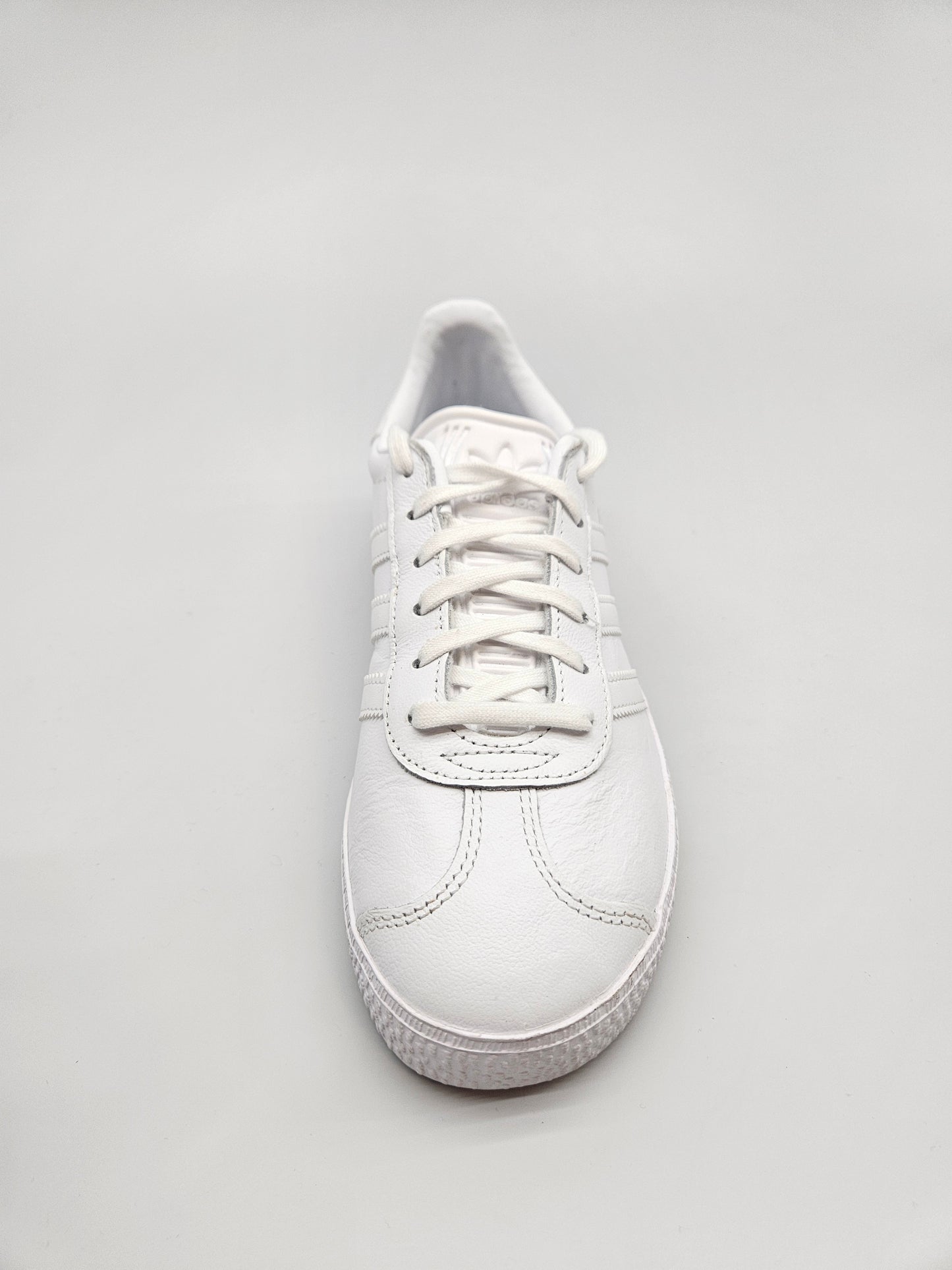 ADIDAS GAZZELE NOVI ORIGINAL PATIKI BR 37