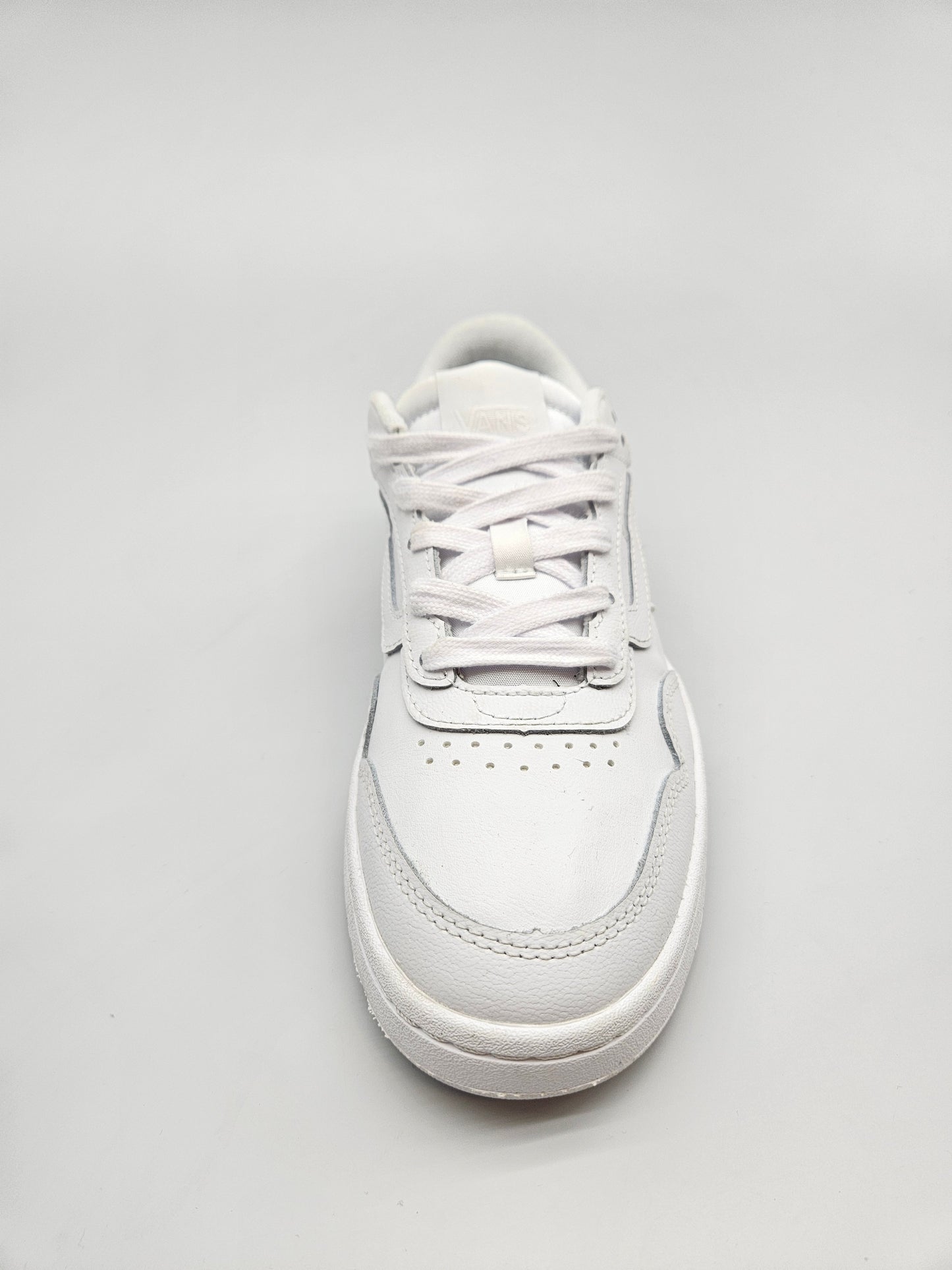 VANS NOVI ORIGINAL PATIKI BR 39