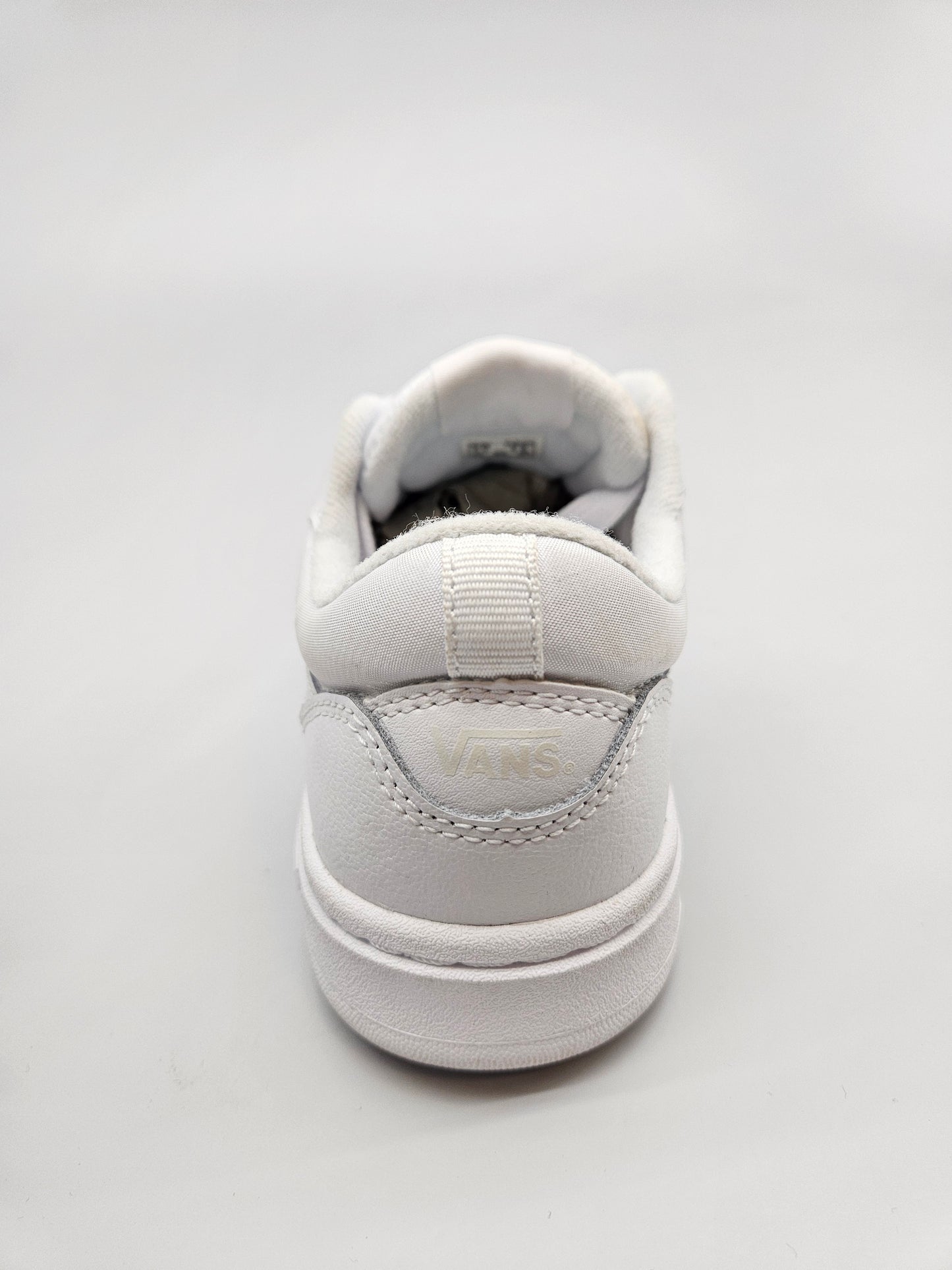 VANS NOVI ORIGINAL PATIKI BR 39