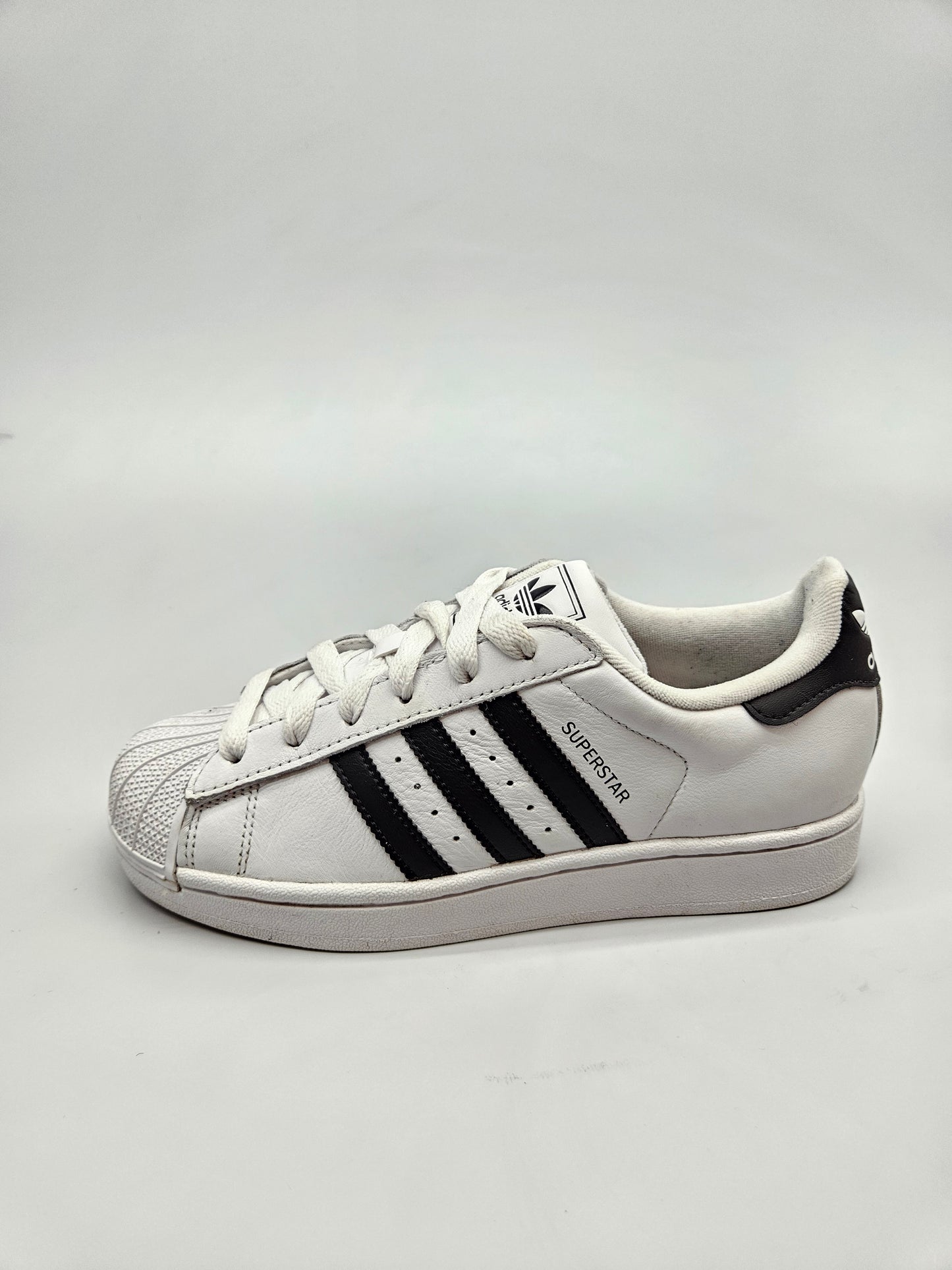 ADIDAS SUPERSTAR ORIGINAL PATIKI BR 38.5