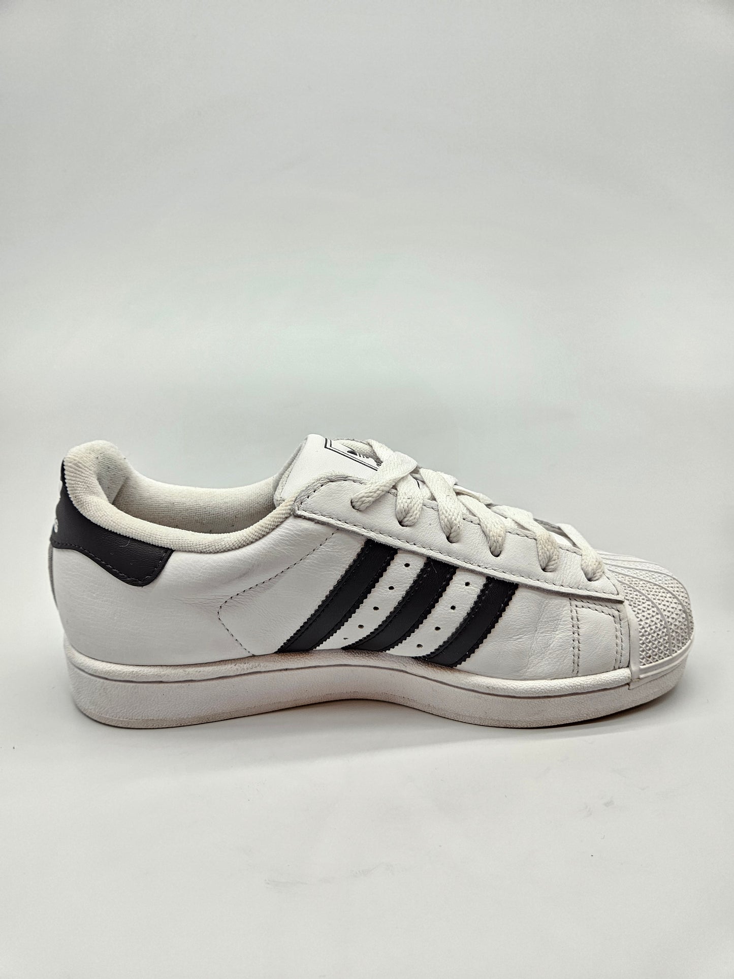 ADIDAS SUPERSTAR ORIGINAL PATIKI BR 38.5