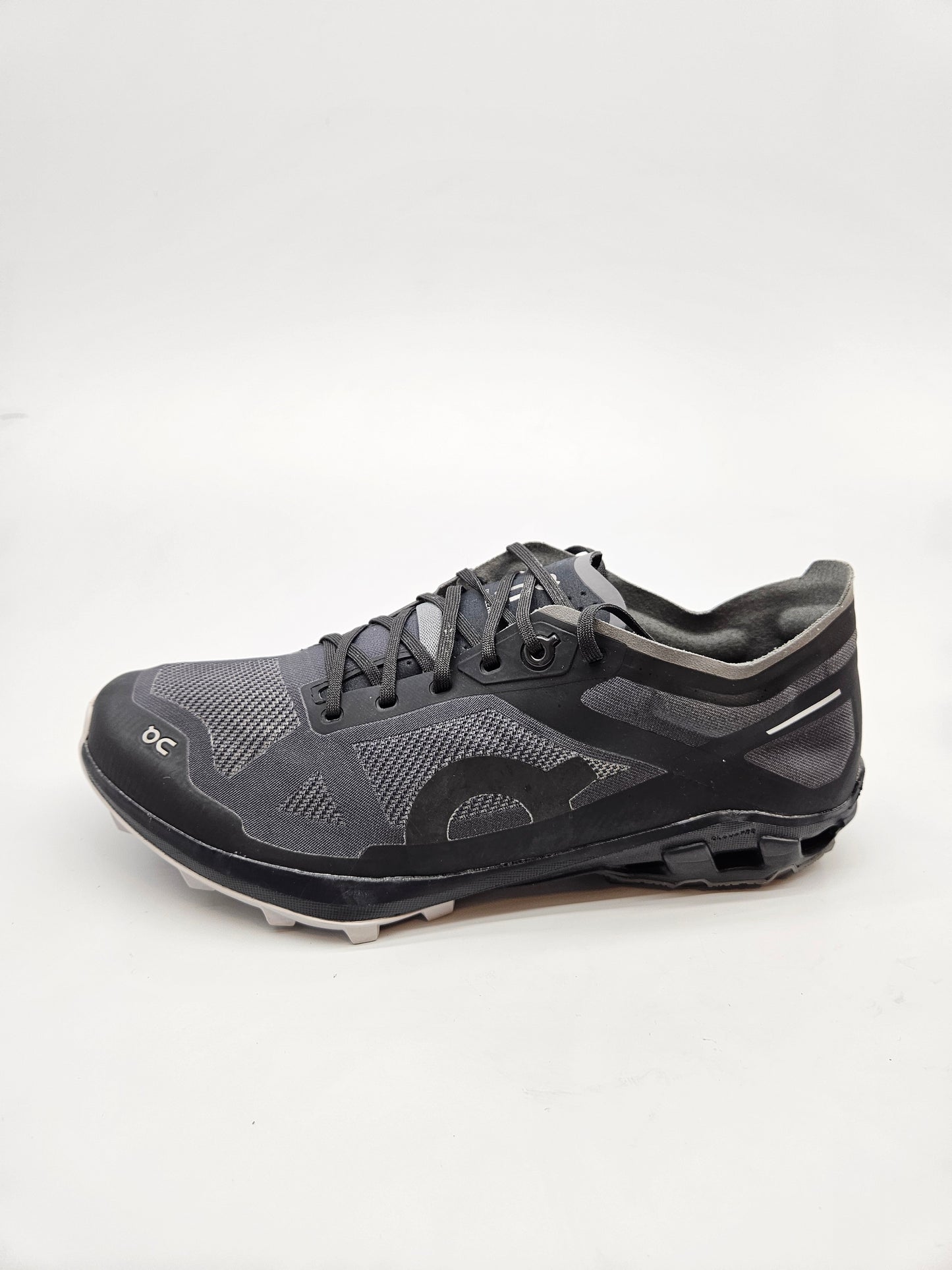 ON RUNNING NOVI ORIGINAL PATIKI BR 40.5