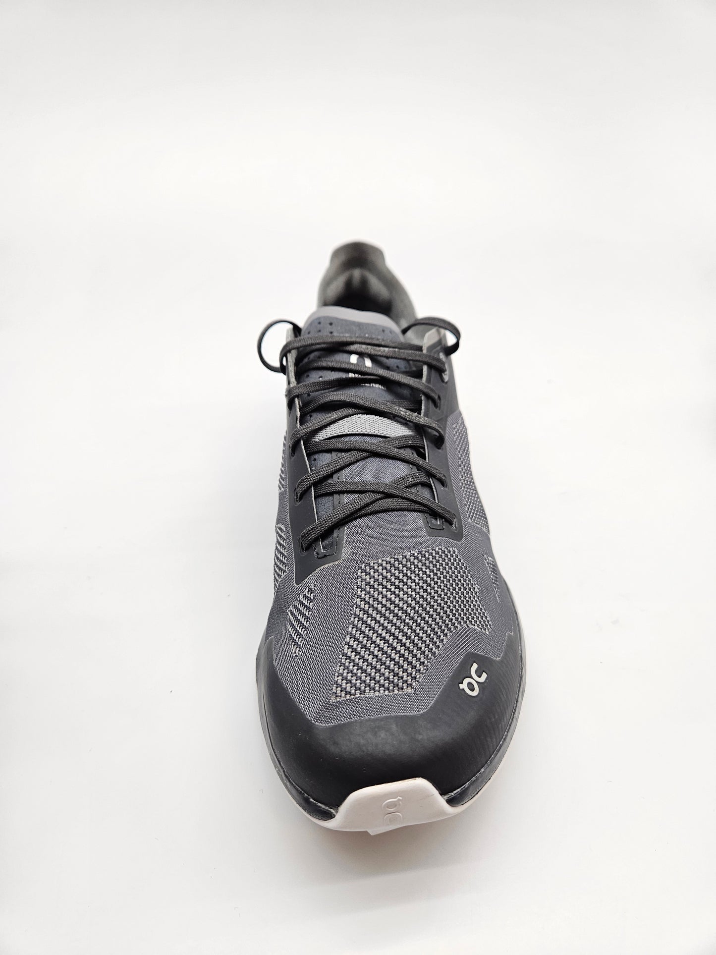 ON RUNNING NOVI ORIGINAL PATIKI BR 40.5