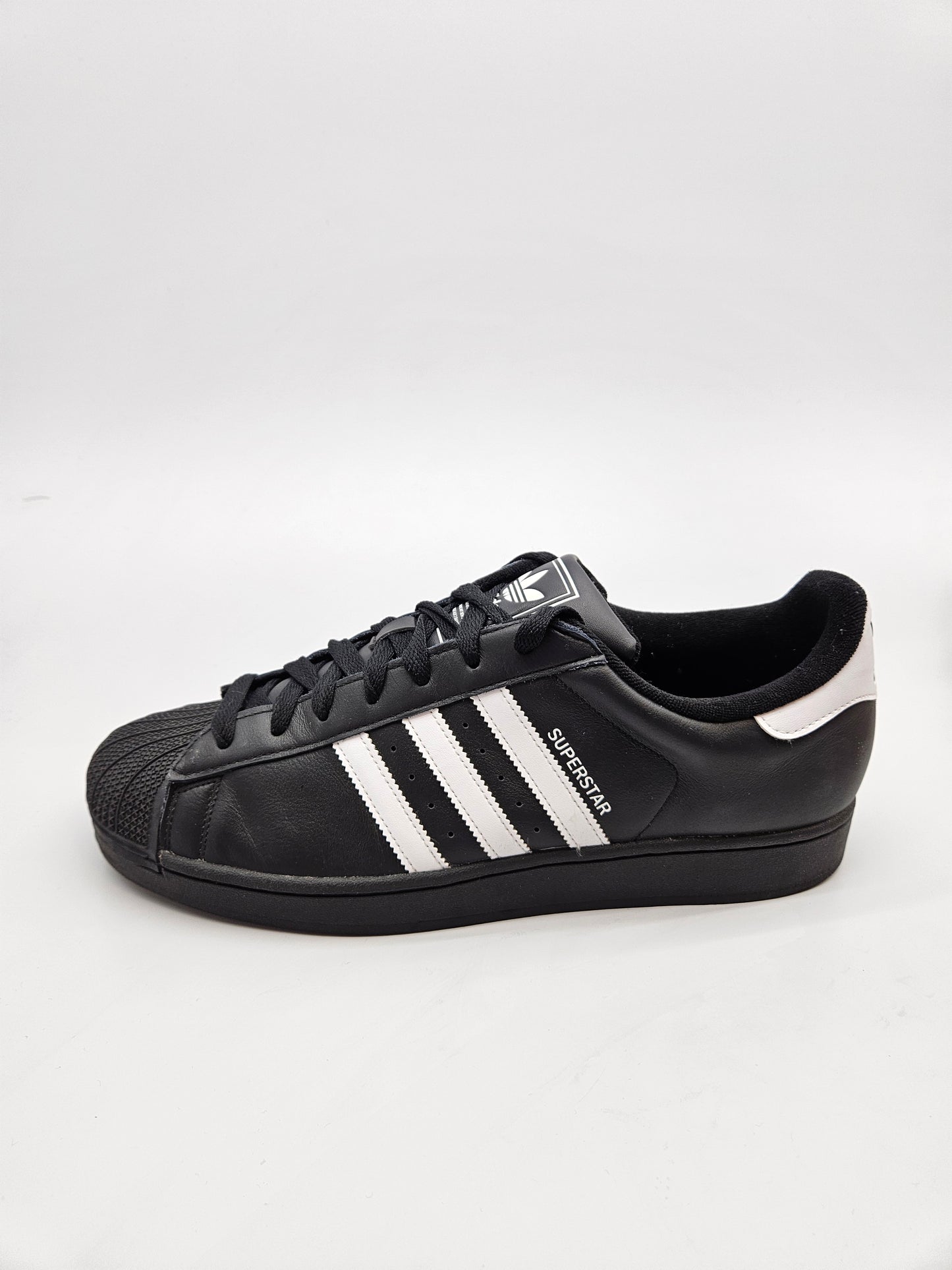 ADIDAS SUPERSTAR NOVI ORIGINAL PATIKI BR 48.5