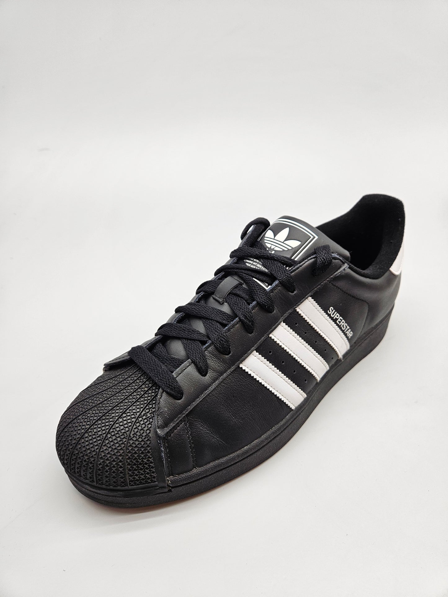 ADIDAS SUPERSTAR NOVI ORIGINAL PATIKI BR 48.5