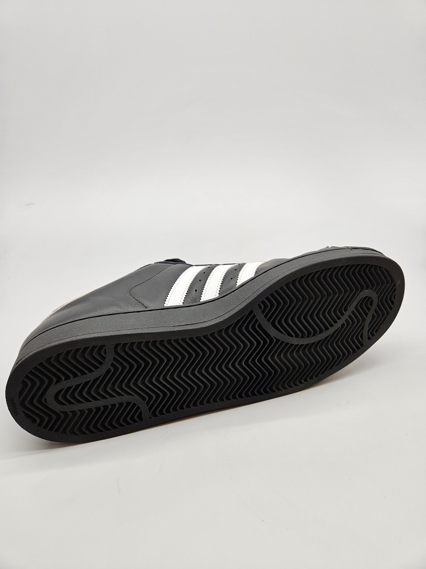 ADIDAS SUPERSTAR NOVI ORIGINAL PATIKI BR 48.5