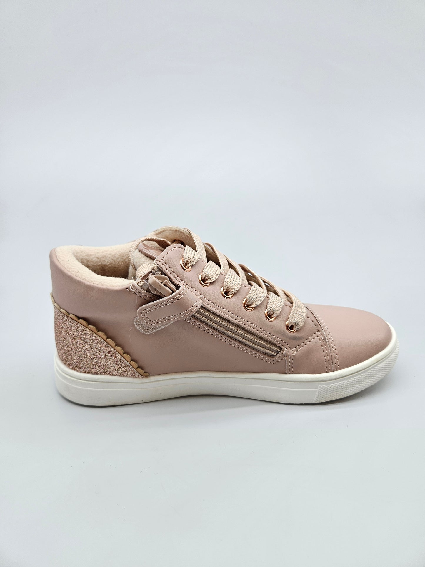 FRIBOO ORIGINAL NOVI PATIKI BR 32