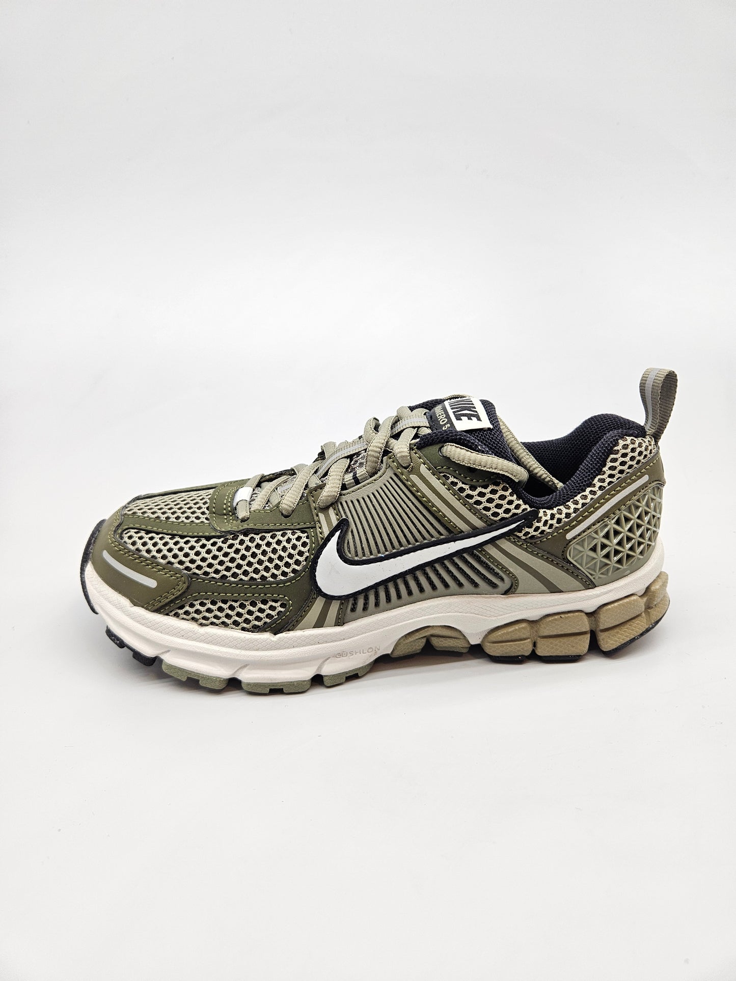 NIKE NOVI ORIGINAL PATIKI BR 36