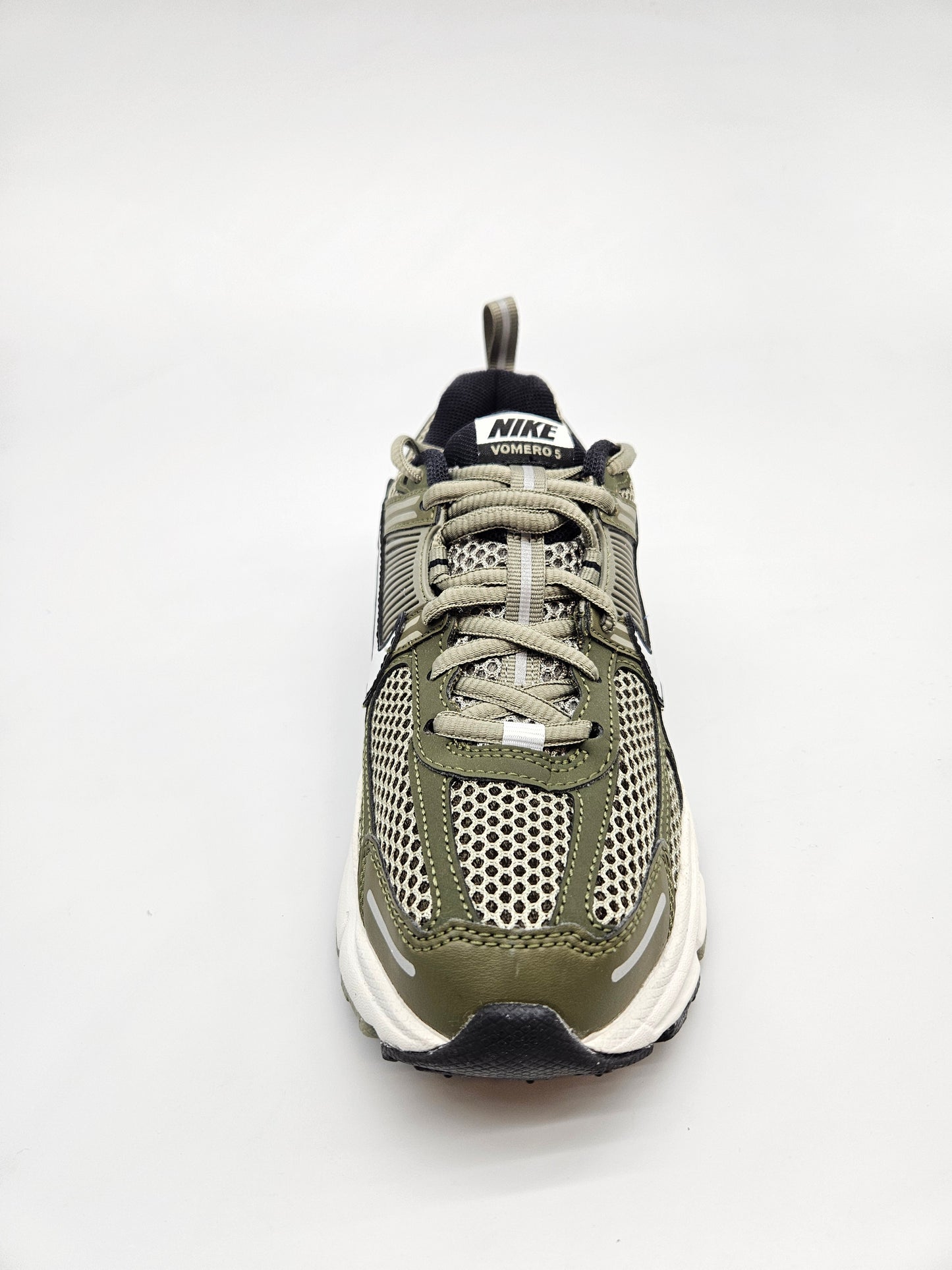 NIKE NOVI ORIGINAL PATIKI BR 36