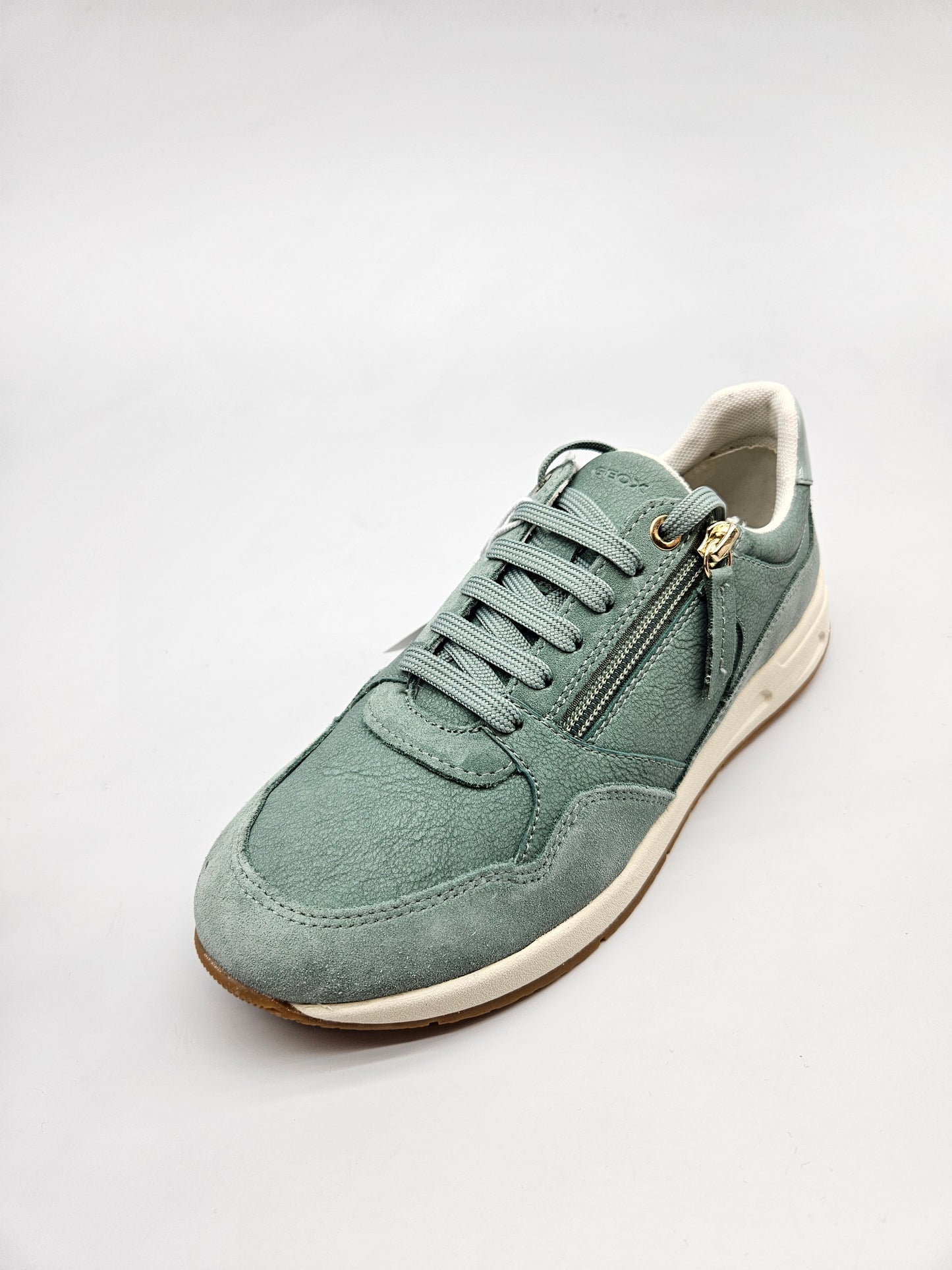 GEOX NOVI ORIGINAL PATIKI BR 37