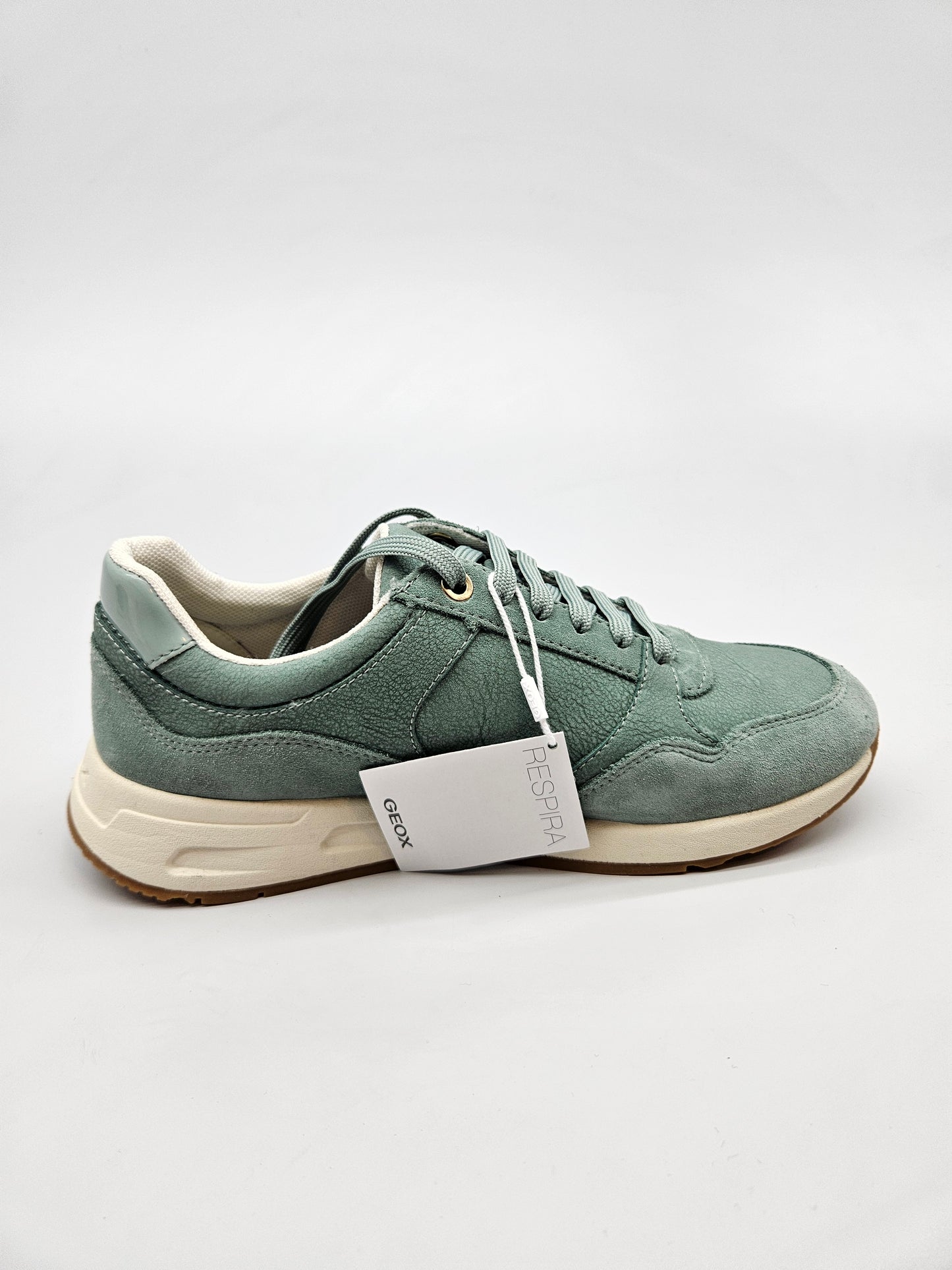GEOX NOVI ORIGINAL PATIKI BR 37