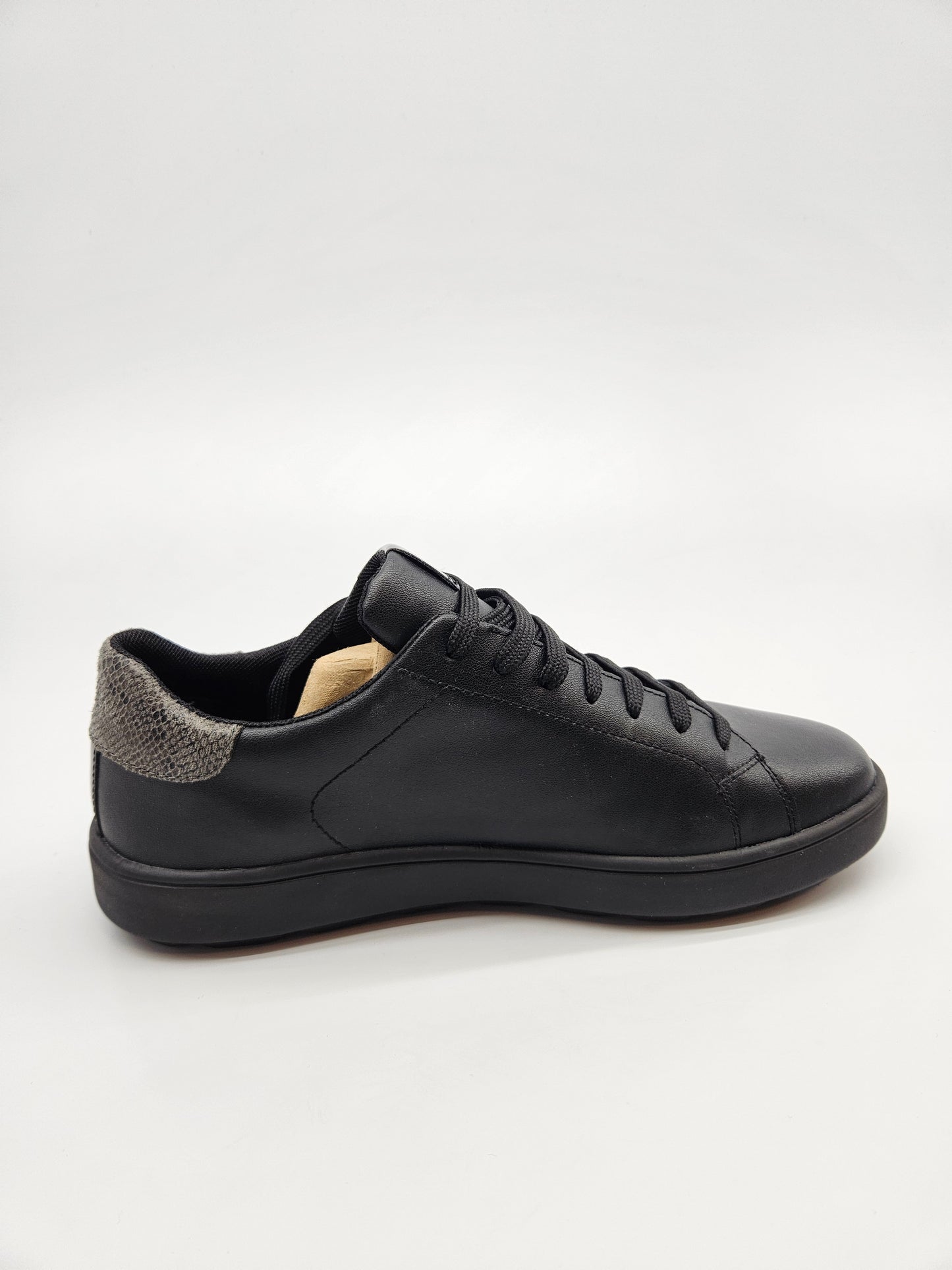 GEOX NOVI ORIGINAL PATIKI BR 40