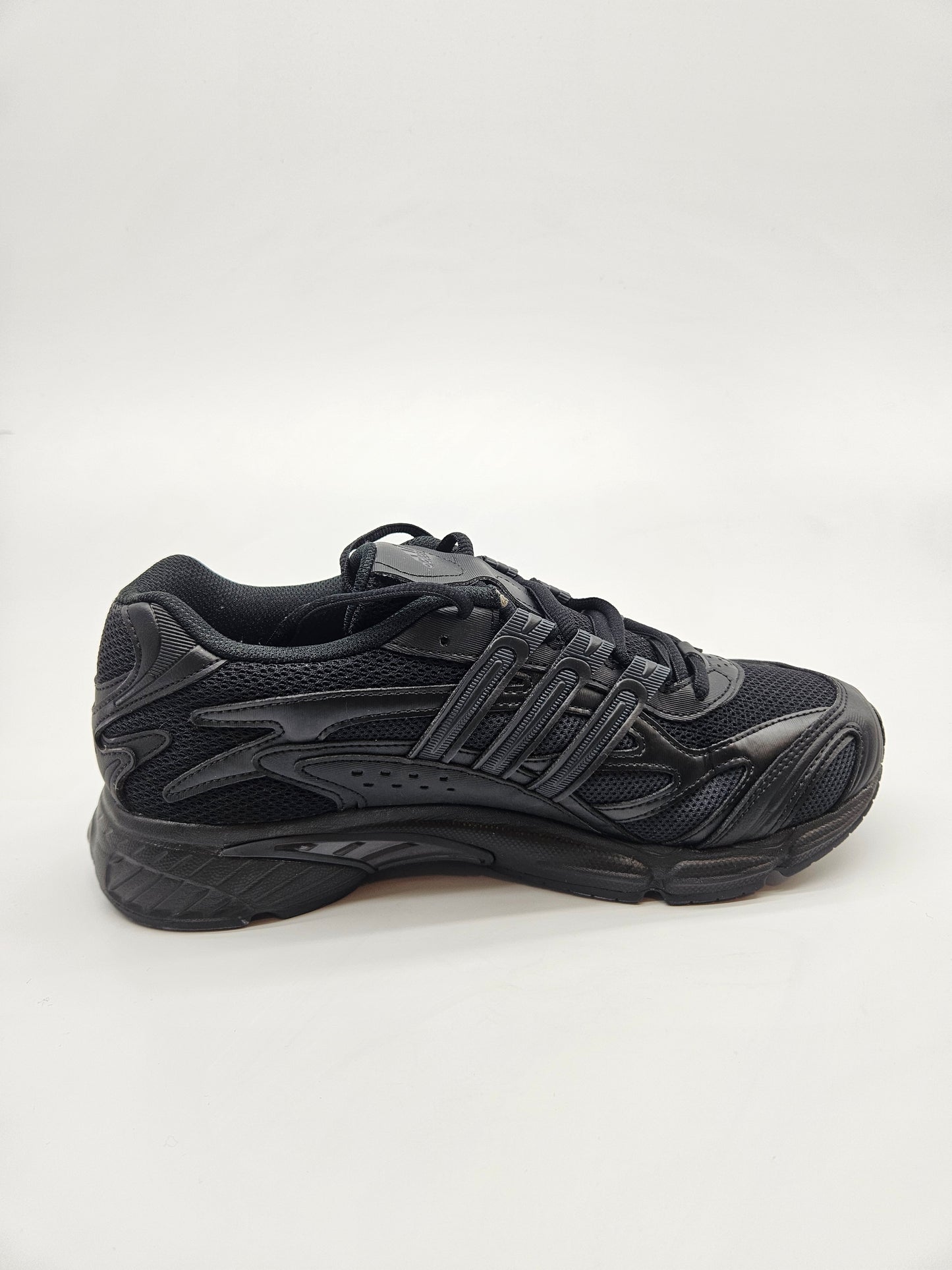 ADIDAS NOVI ORIGINAL PATIKI BR 43