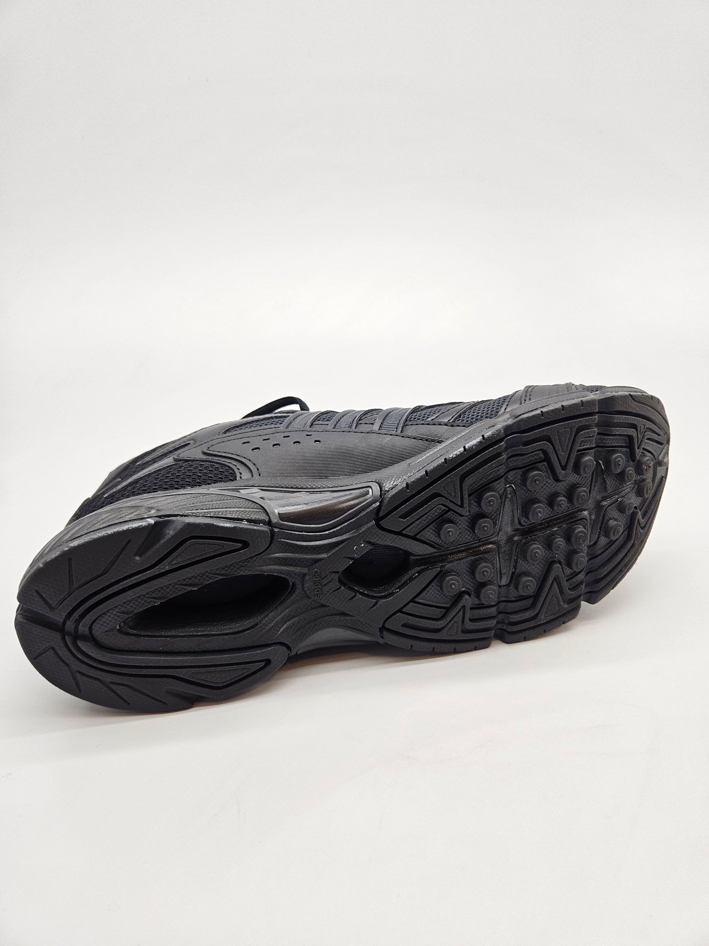 ADIDAS NOVI ORIGINAL PATIKI BR 43