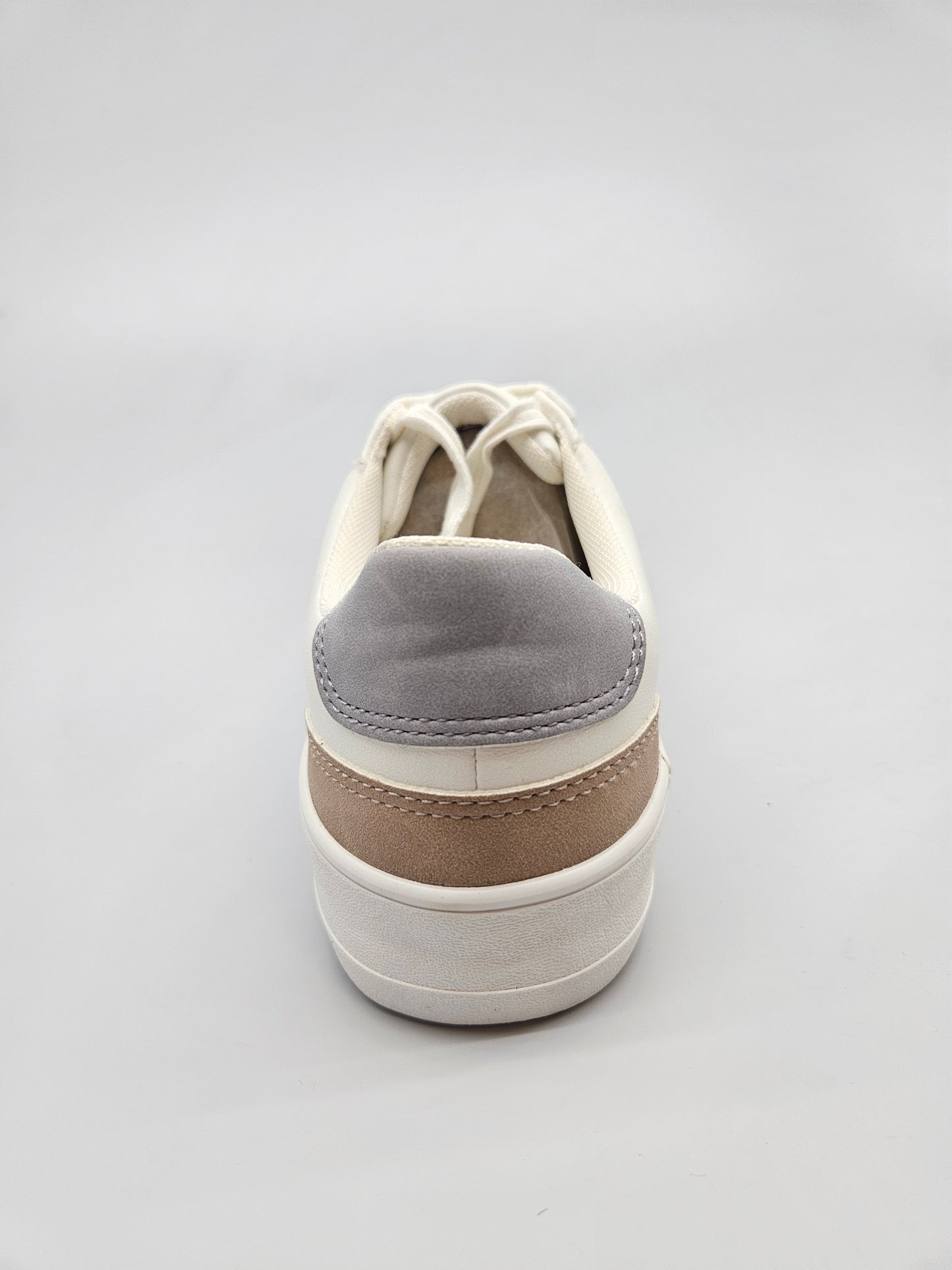 PULL&BEAR ORIGINAL NOVI PATIKI BR 38
