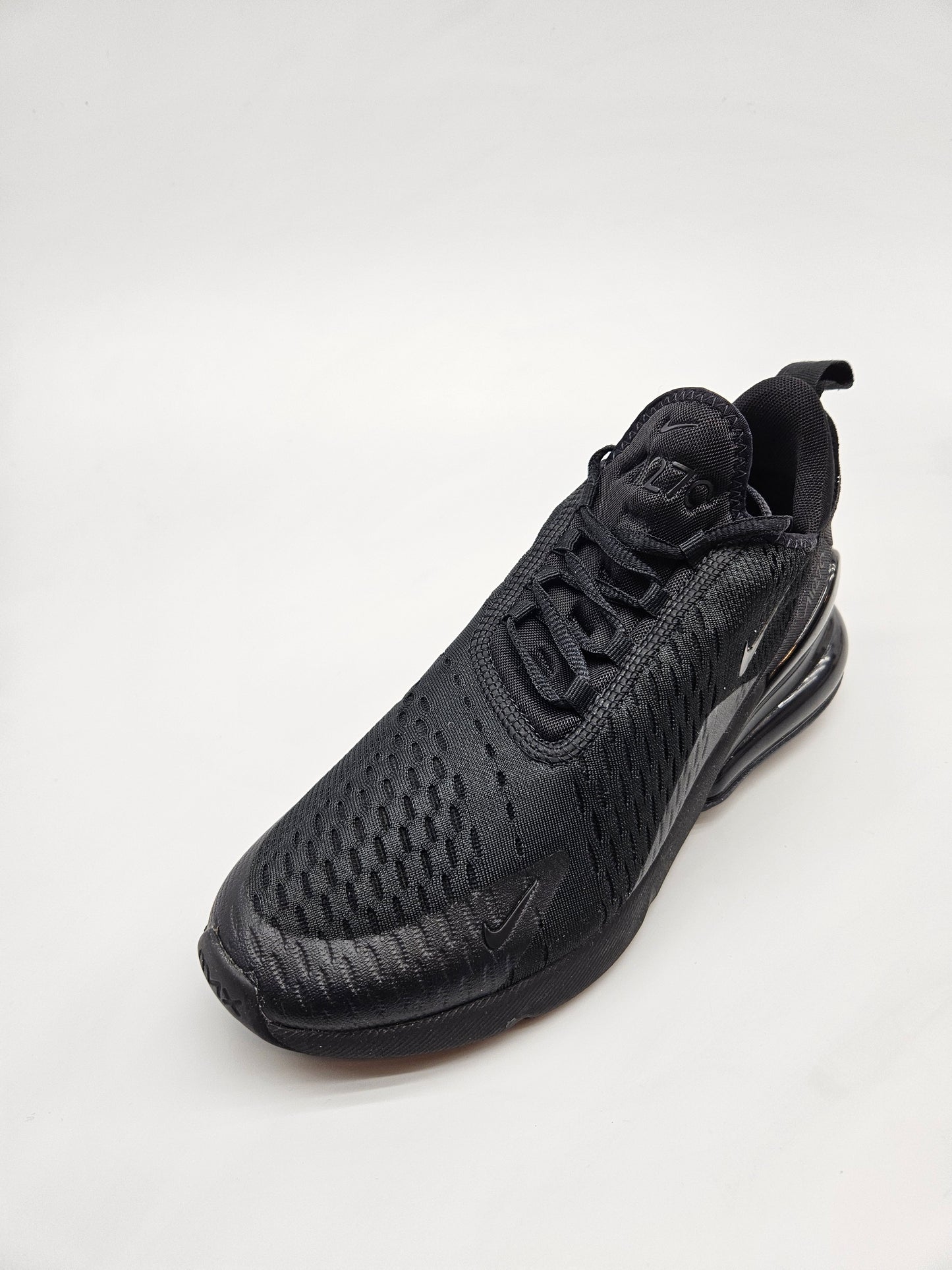 NIKE AIRMAX NOVI ORIGINAL PATIKI BR 40.5