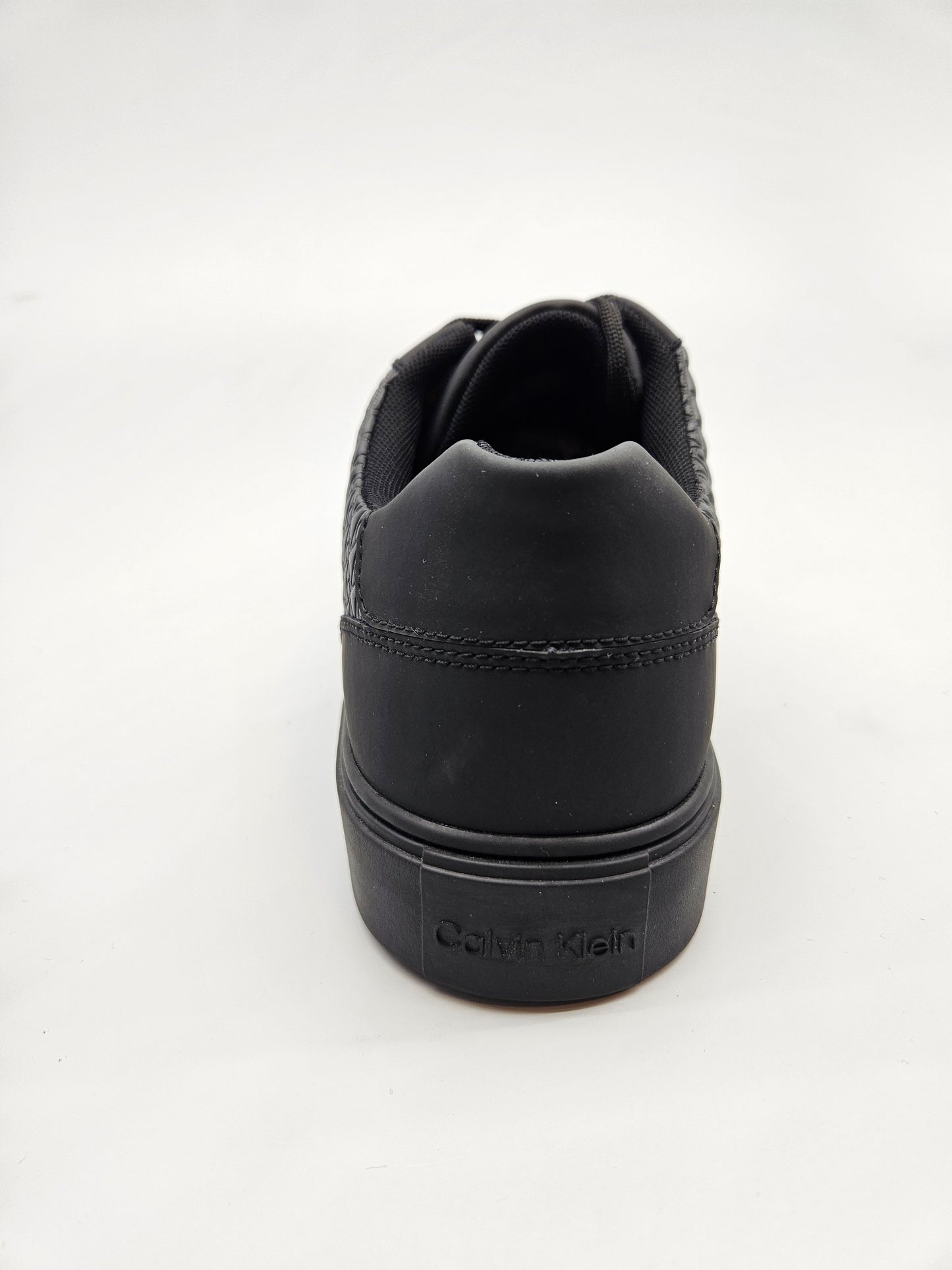 CALVIN KLEIN NOVI ORIGINAL PATIKI BR 44