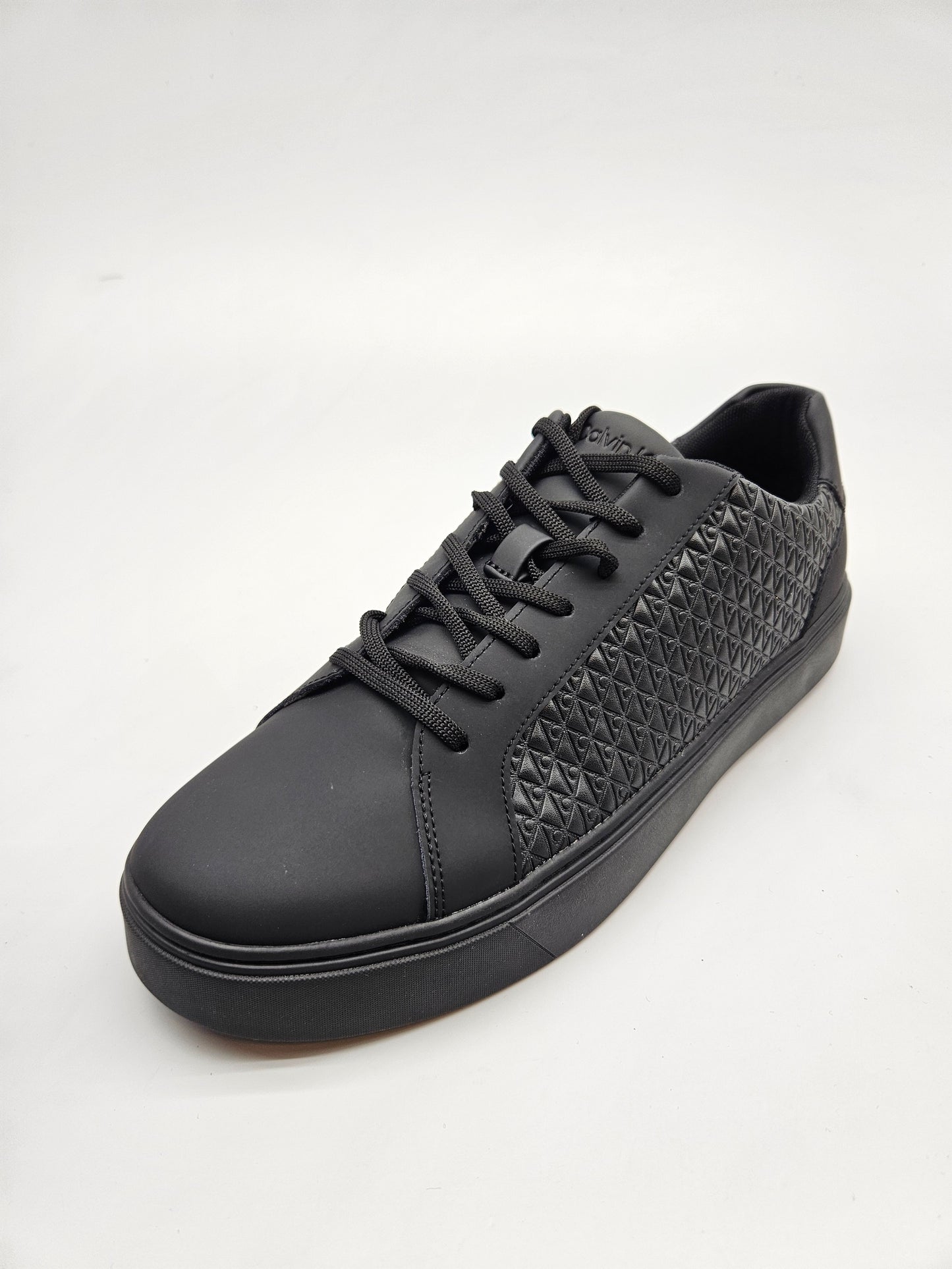CALVIN KLEIN NOVI ORIGINAL PATIKI BR 44