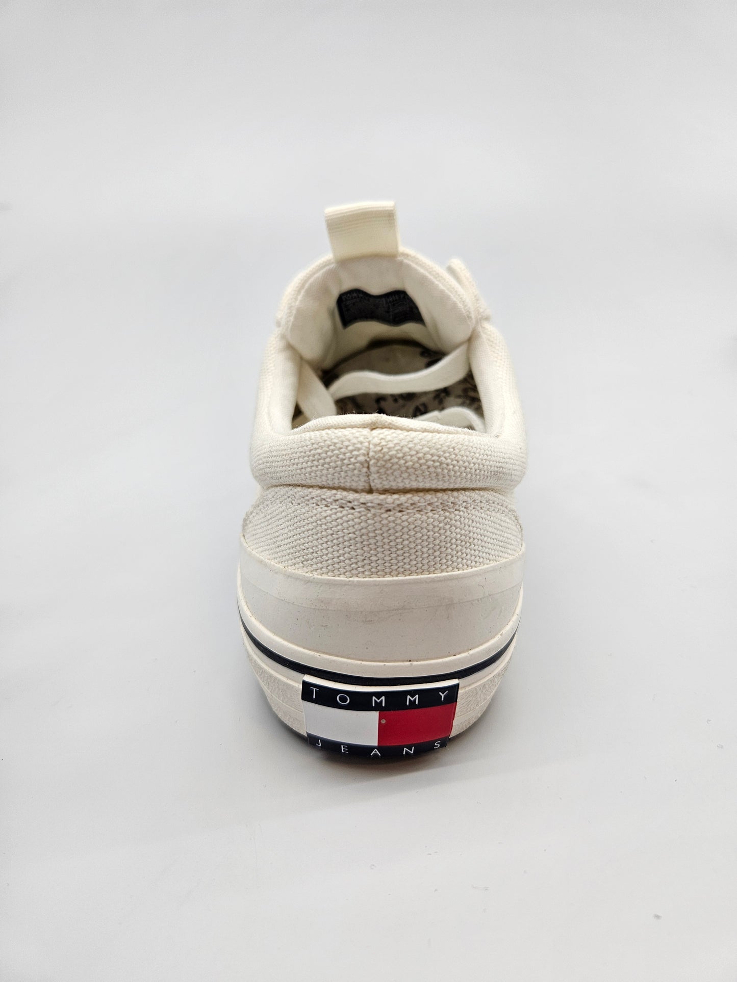 TOMMY HILFIGER NOVI ORIGINAL PATIKI BR 40