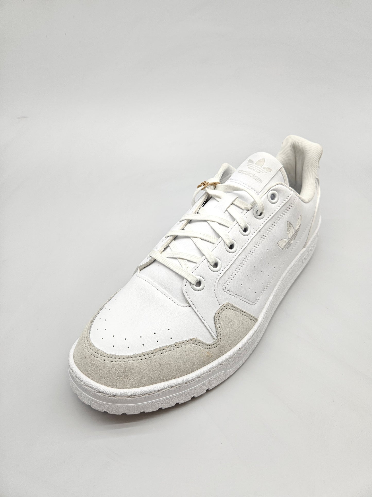 ADIDAS NOVI ORIGINAL PATIKI BR 48.5