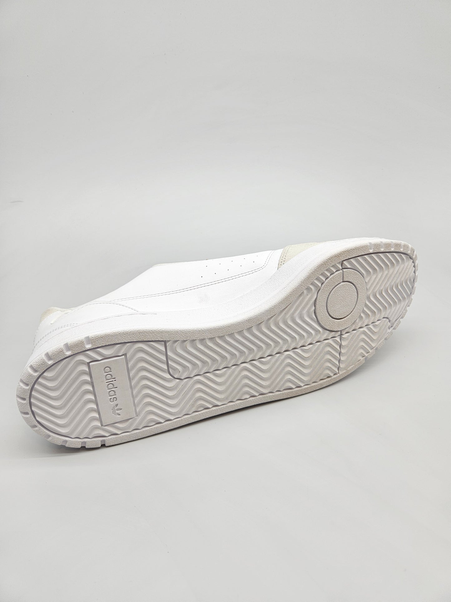 ADIDAS NOVI ORIGINAL PATIKI BR 48.5