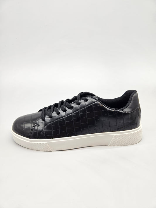 PIER ONE NOVI ORIGINAL PATIKI BR 44