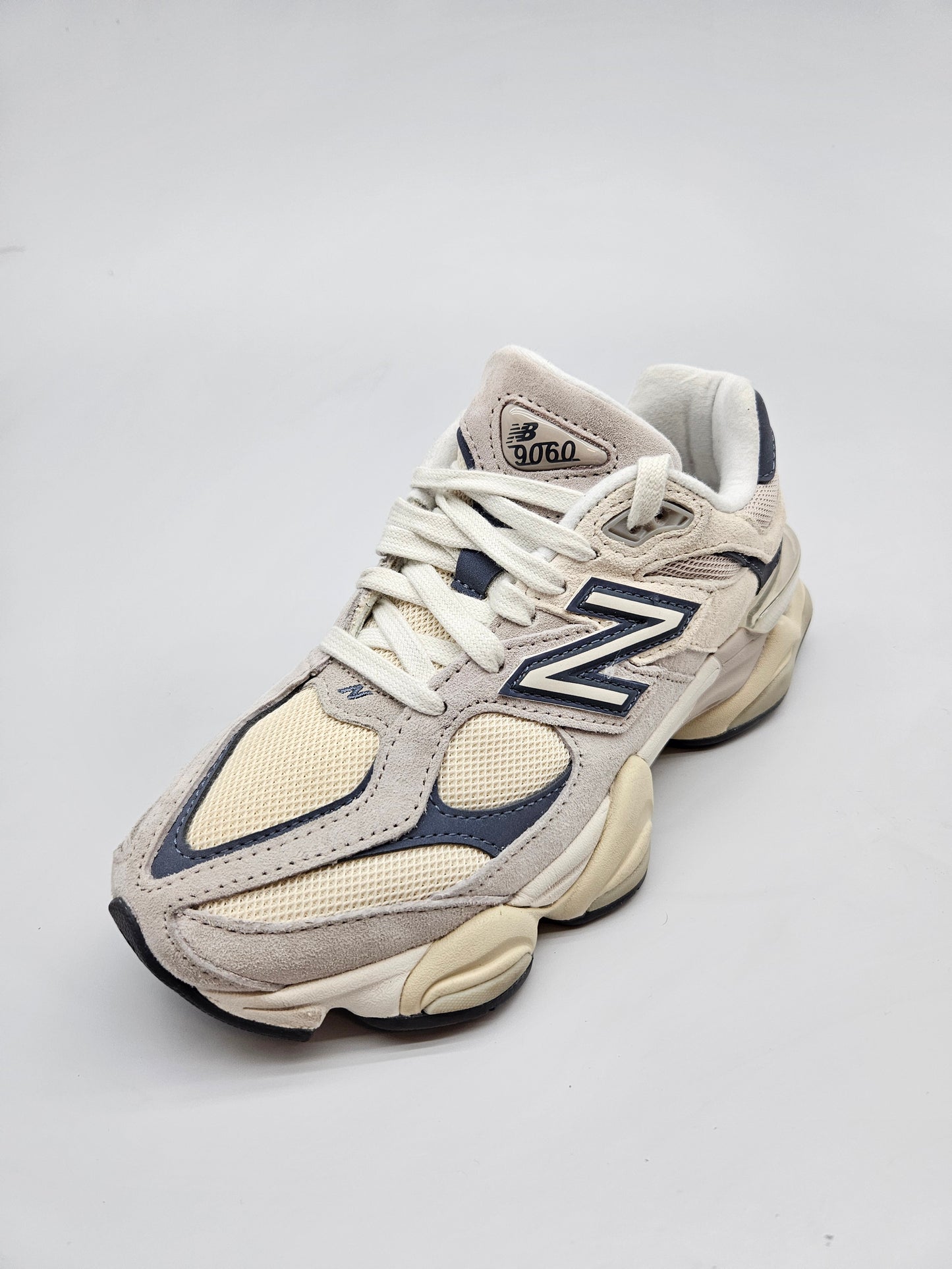 NEW  BALANCE ORIGINAL PATIKI BR 36