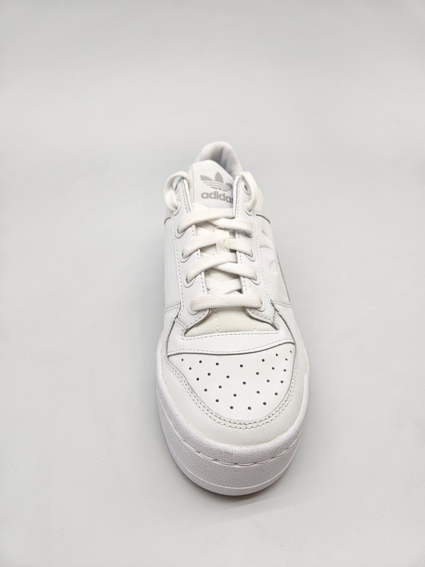 ADIDAS NOVI ORIGINAL PATIKI BR 38