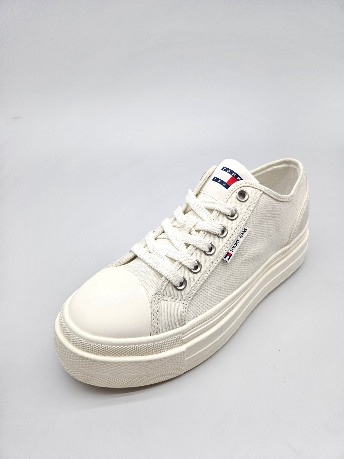 TOMMY HILFIGER NOVI ORIGINAL PATIKI BR 41