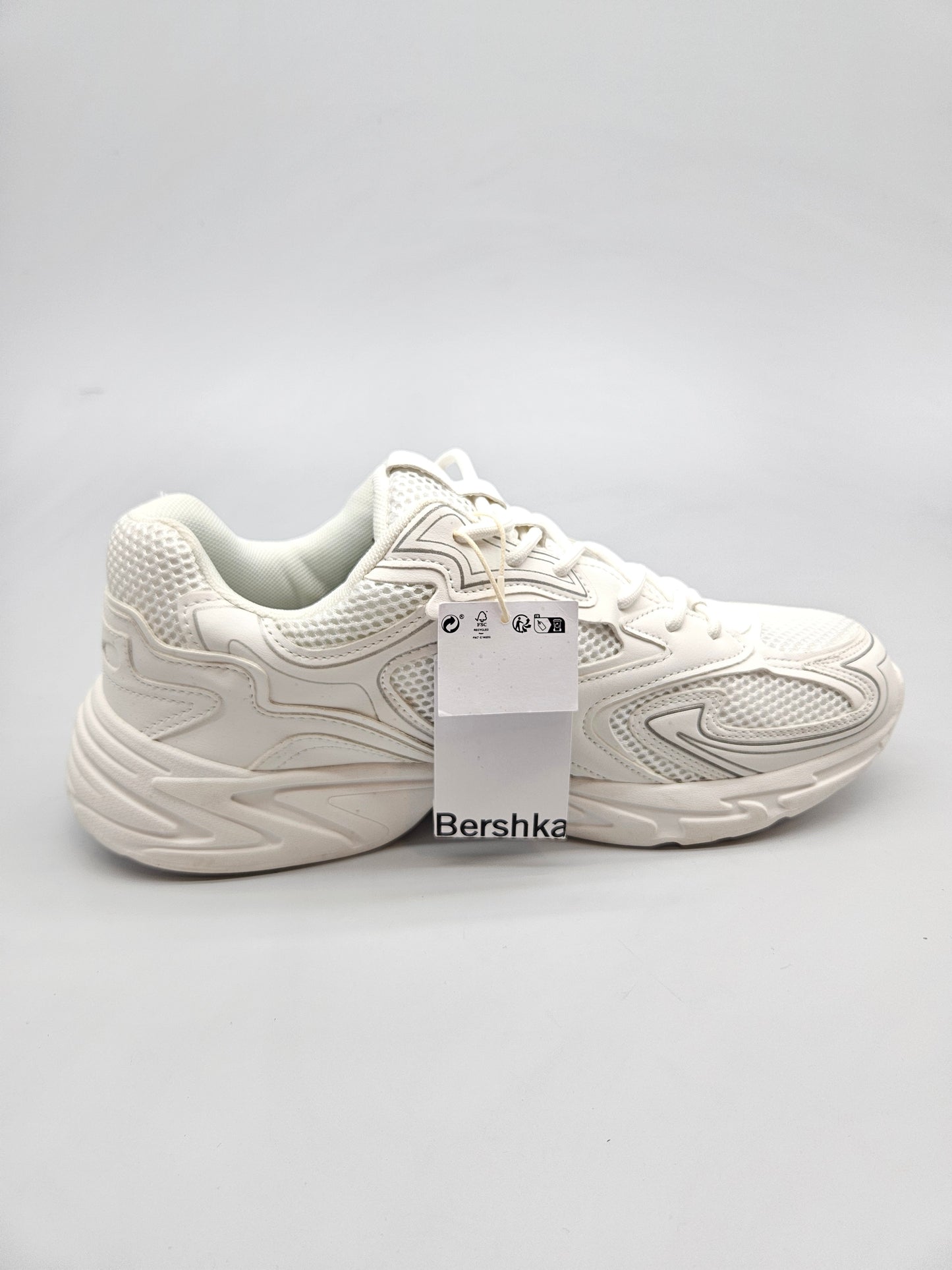 BERSHKA NOVI ORIGINAL PATIKI BR 45
