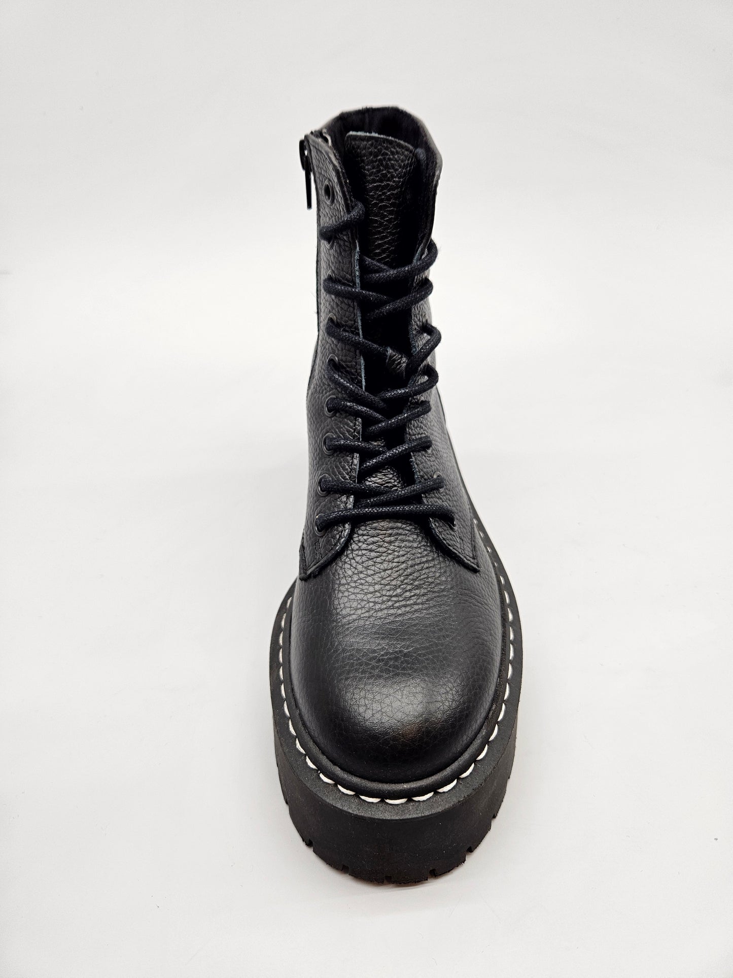 STEVE MADDEN ORIGINAL KOZNI CIZMI BR 38