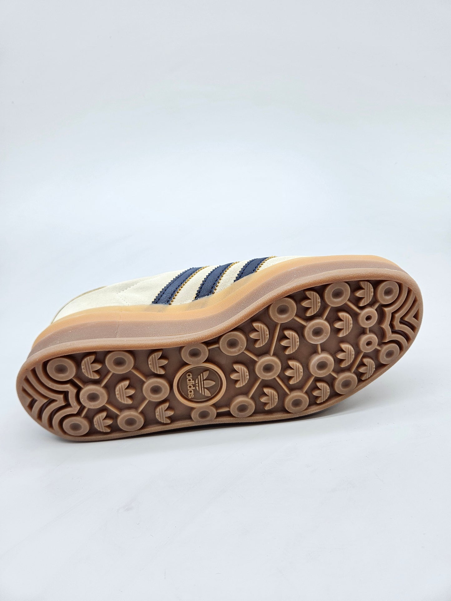 ADIDAS NOVI ORIGINAL PATIKI BR 37