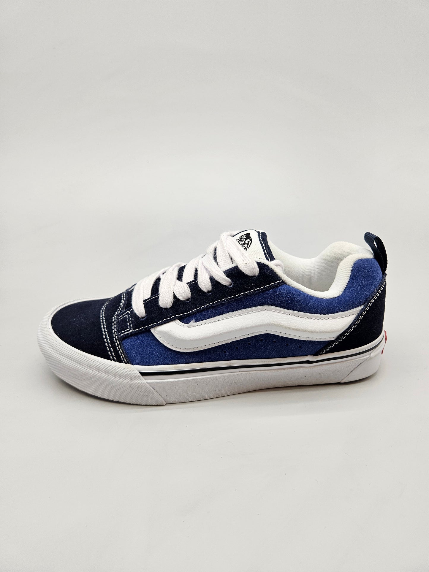 VANS NOVI ORIGINAL PATIKI BR 38