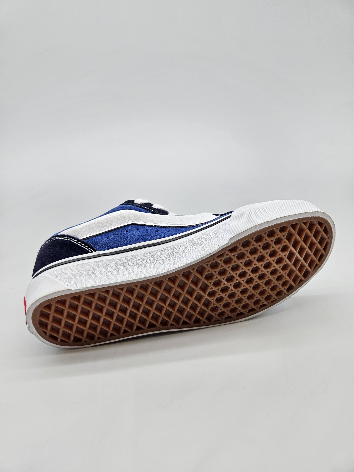 VANS NOVI ORIGINAL PATIKI BR 38