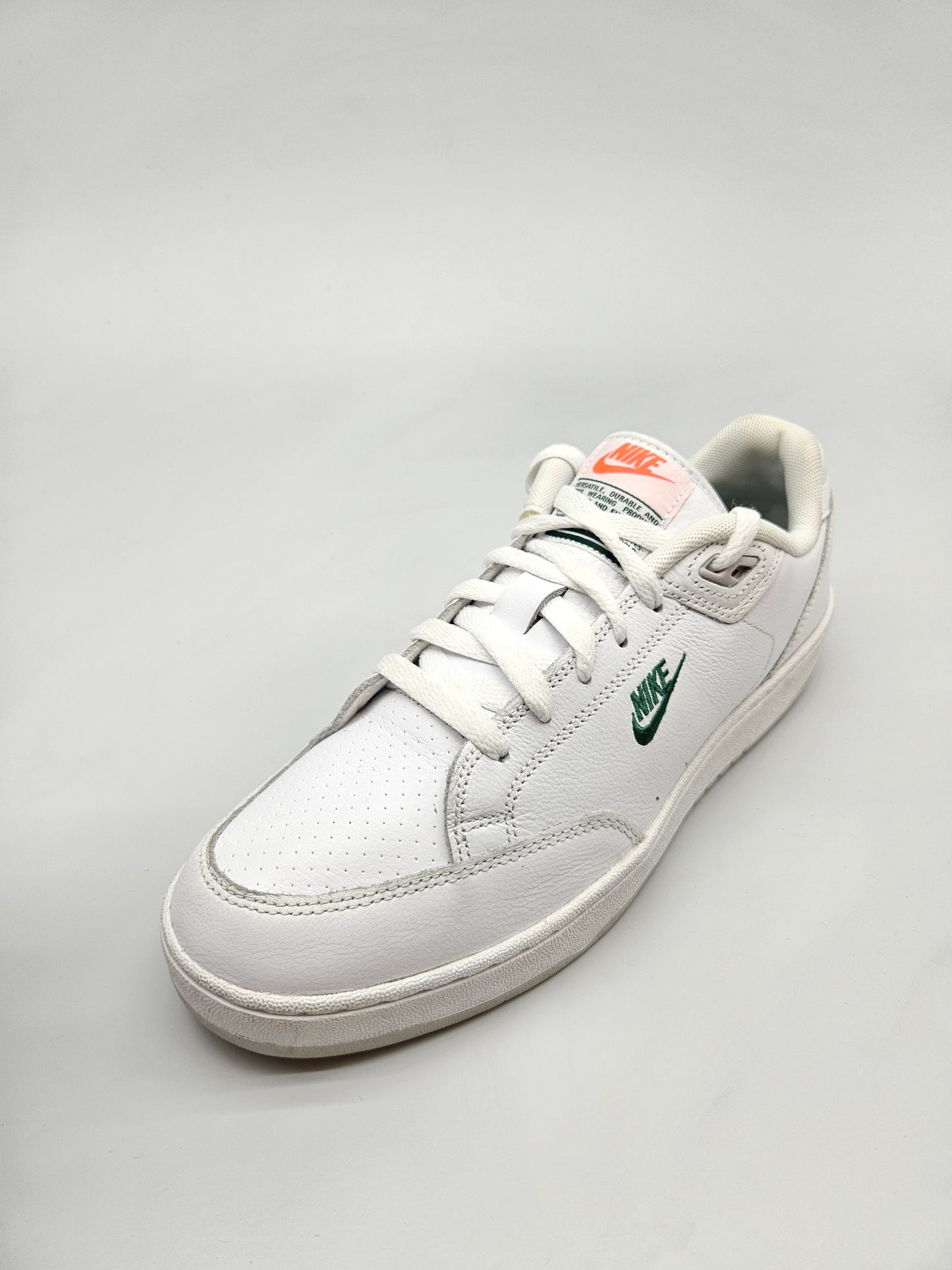 NIKE NOVI ORIGINAL PATIKI BR 43