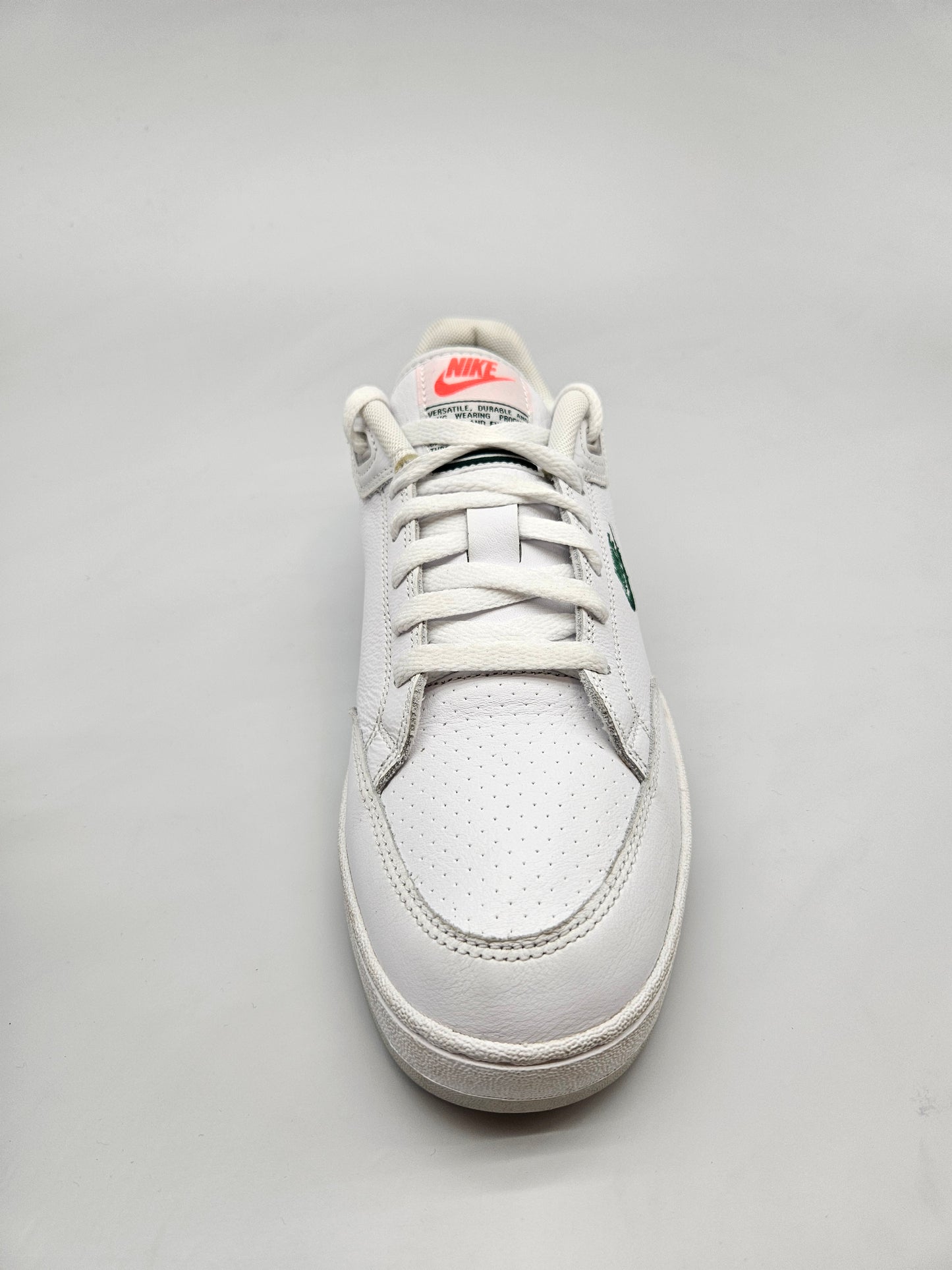 NIKE NOVI ORIGINAL PATIKI BR 43