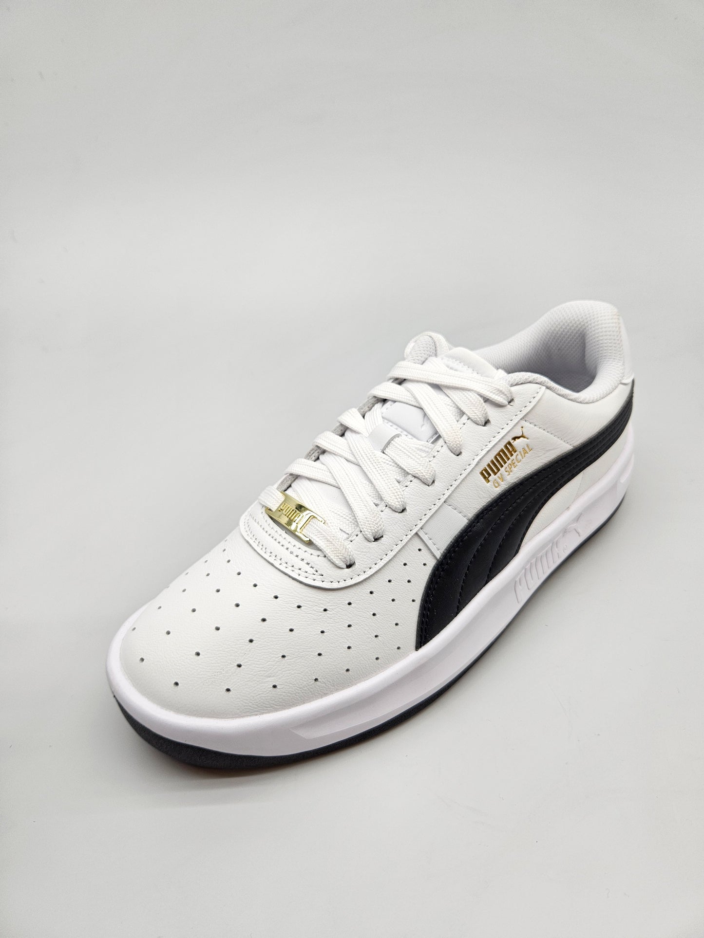 PUMA NOVI ORIGINAL PATIKI BR 42.5