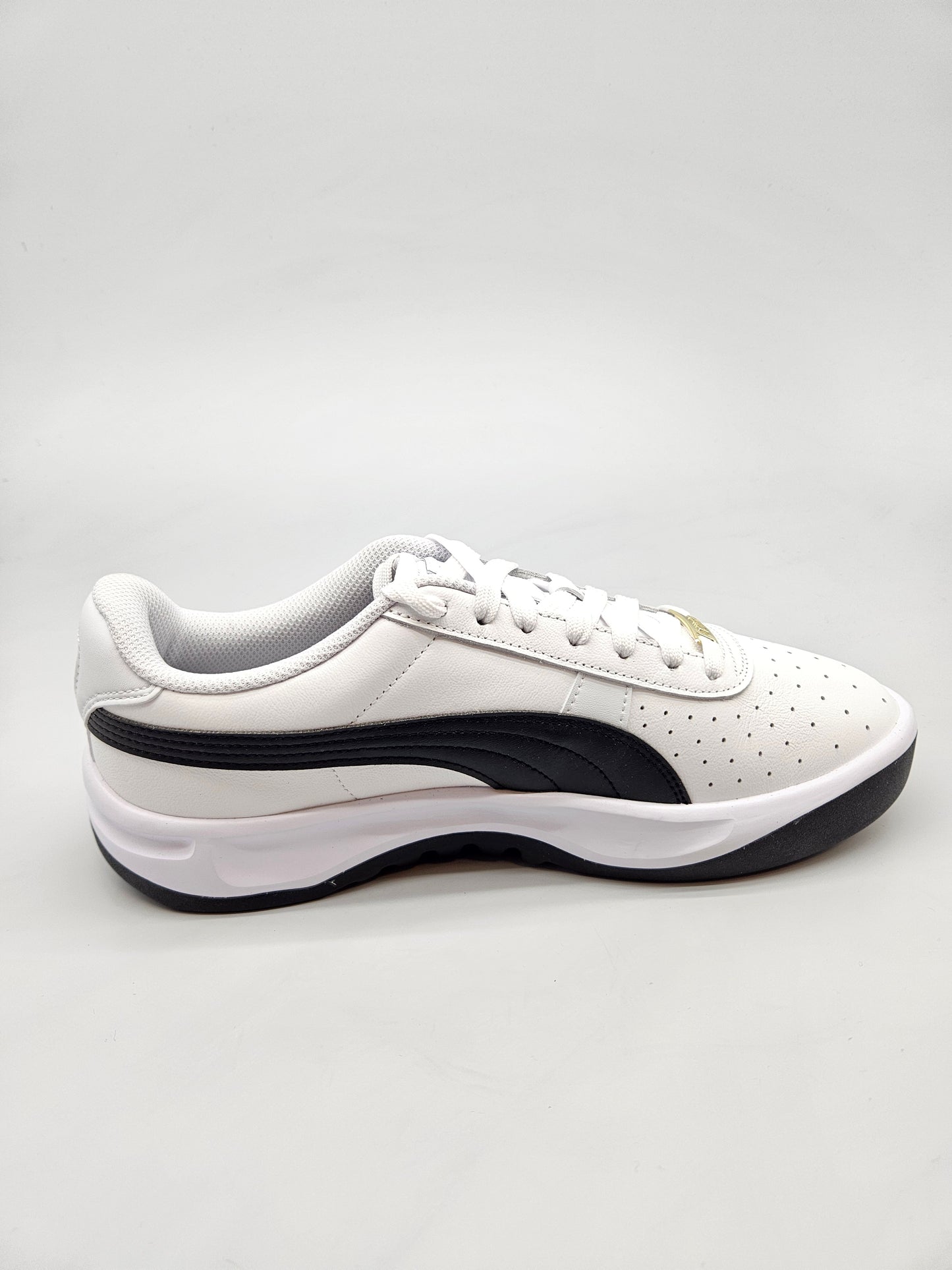 PUMA NOVI ORIGINAL PATIKI BR 42.5