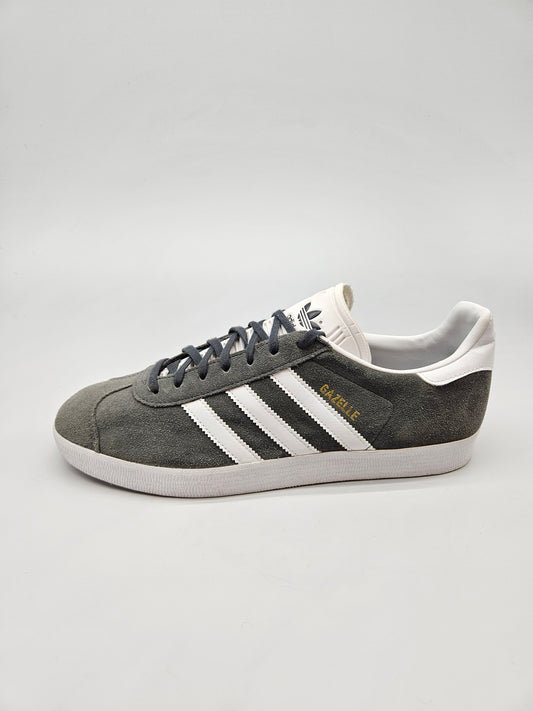 ADIDAS NOVI ORIGINAL PATIKI BR 44