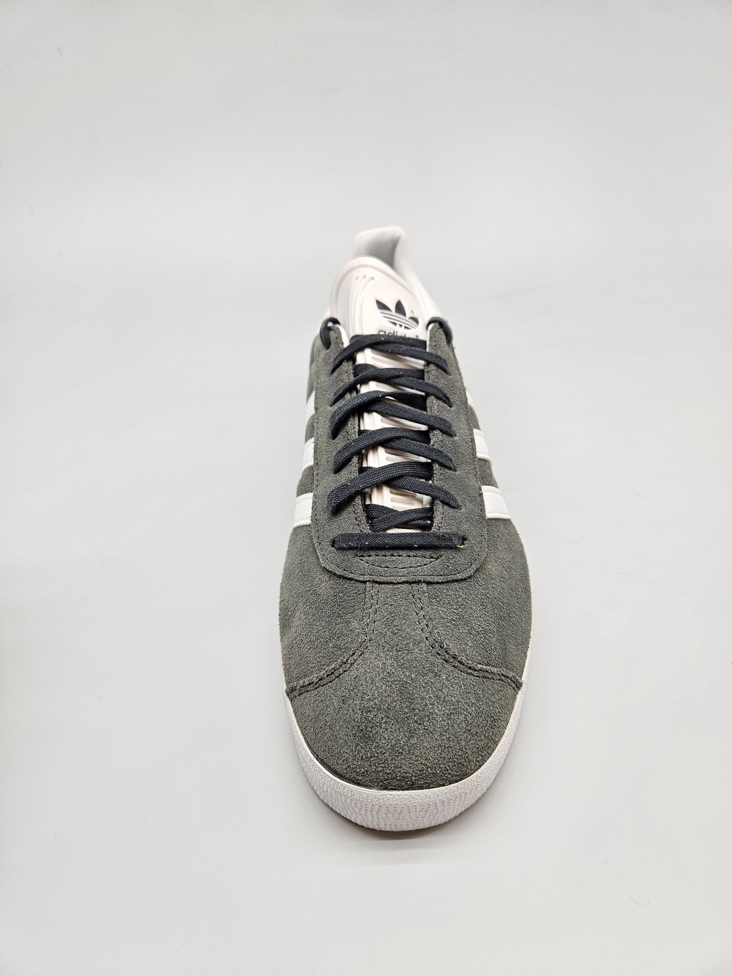 ADIDAS NOVI ORIGINAL PATIKI BR 44